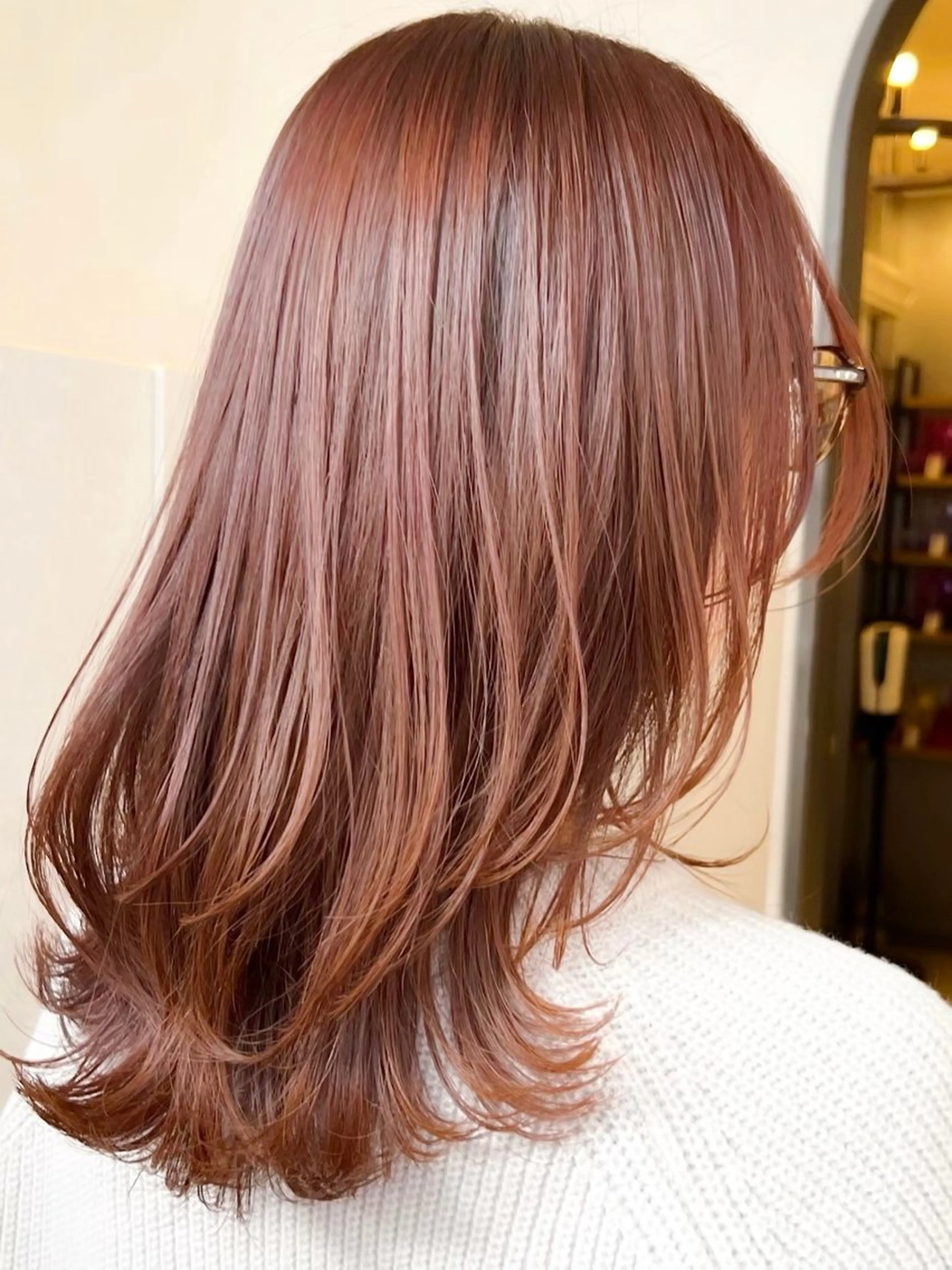 ミディアム 細川 真希のヘアスタイル