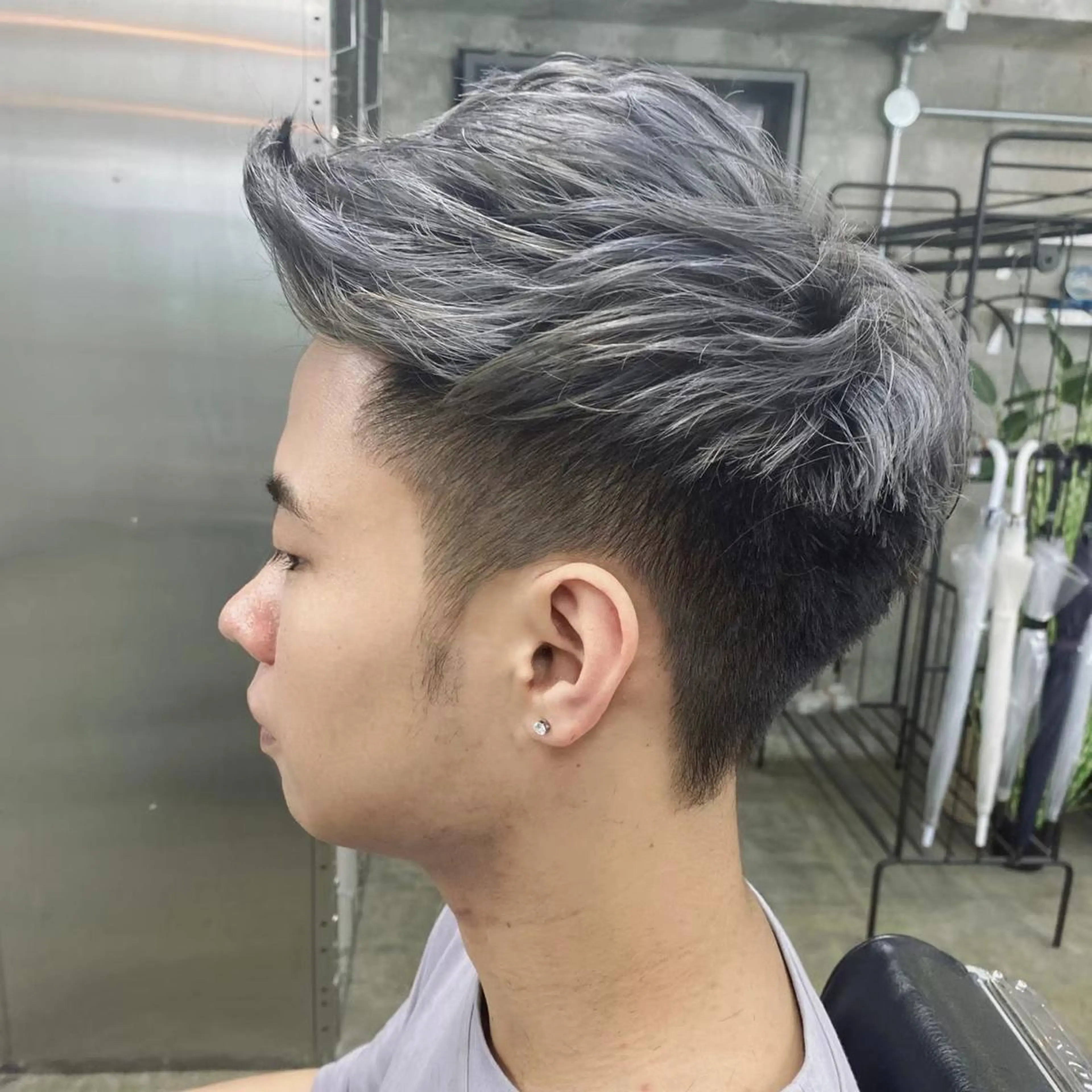 ショート カラー メンズ 亀井隆汰/メンズ専門 パーマ特化美容師のヘアスタイル