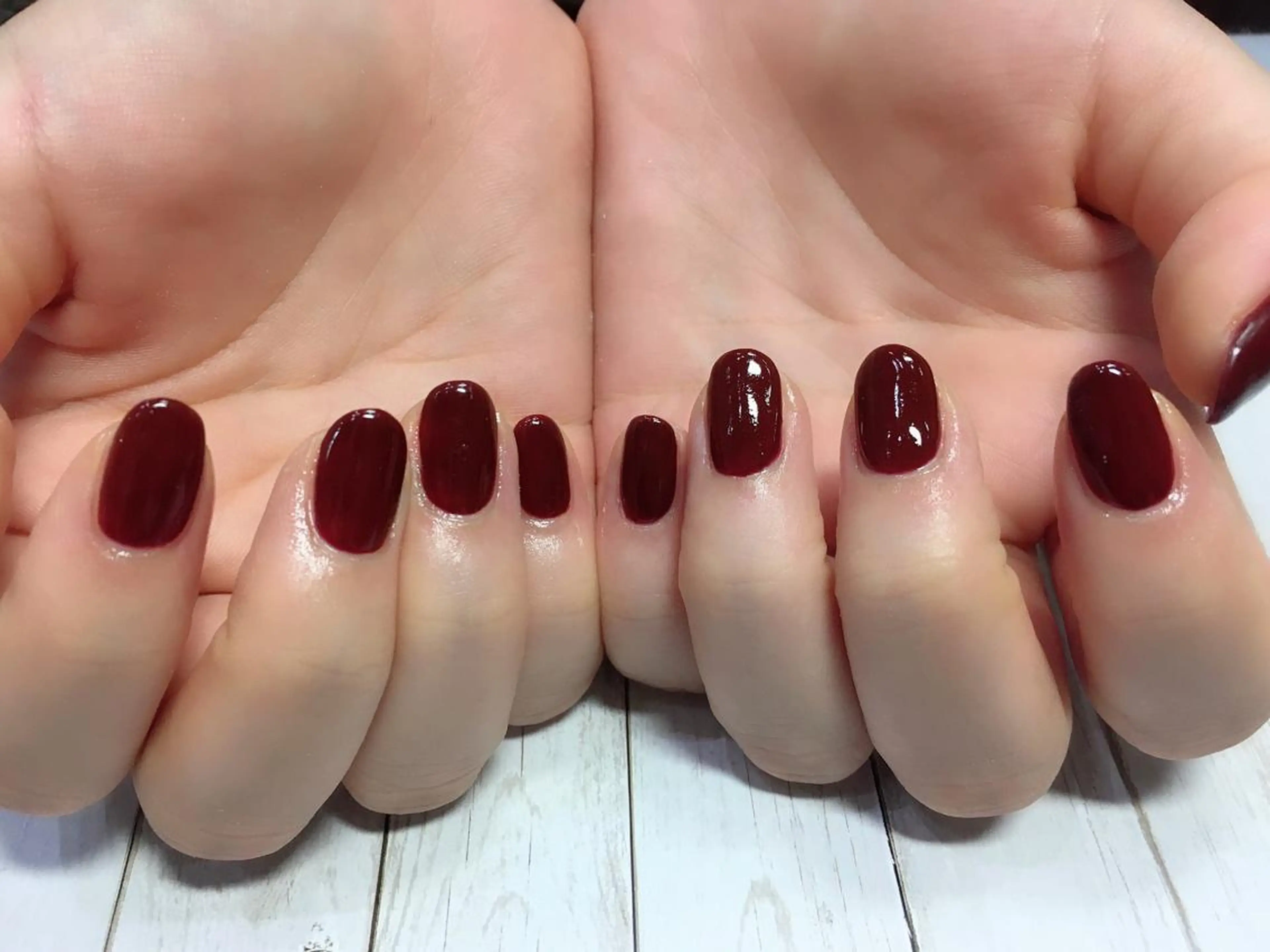 ネイル ボルドー ワンカラーネイル BETTISH. KUMIKO☺︎︎のネイルデザイン