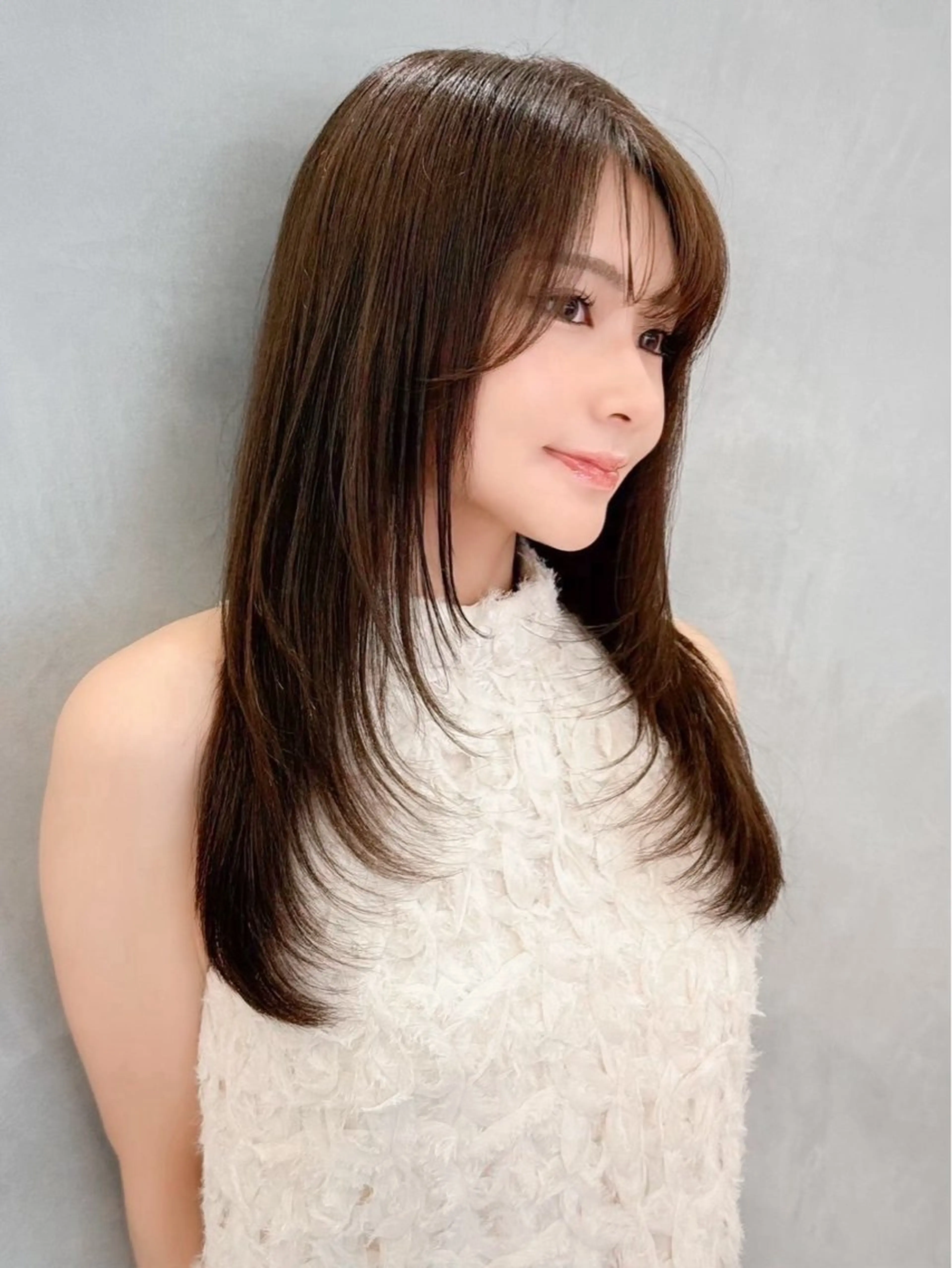 ミディアム ミディアムレイヤー レイヤーカット 宍戸 崇人のヘアスタイル