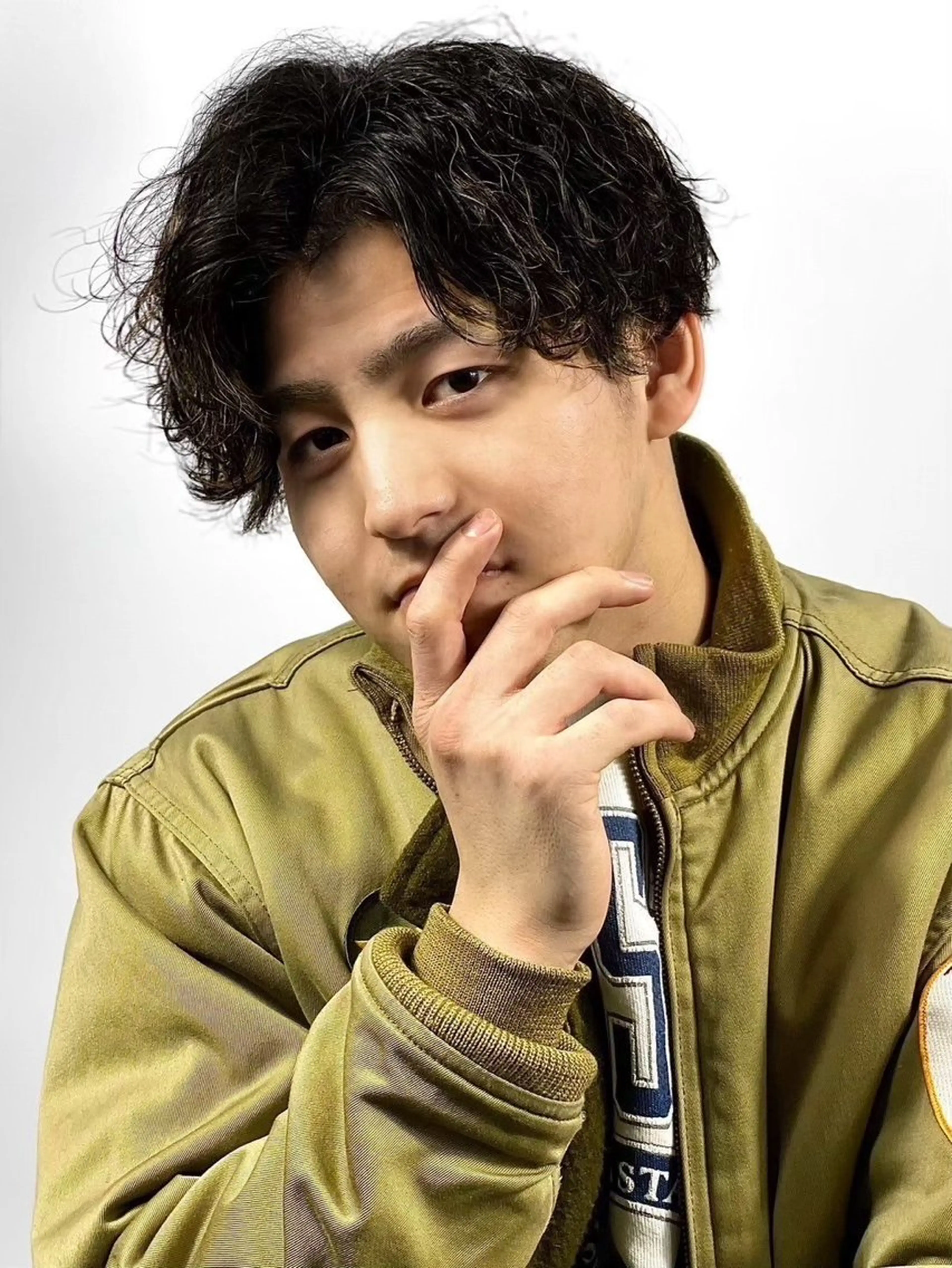 ミディアム カット パーマ ヘアセット プレミアムバーバー新宿店所属・⚡️メンズ特化⚡️ 倉林 隼大のヘアスタイル