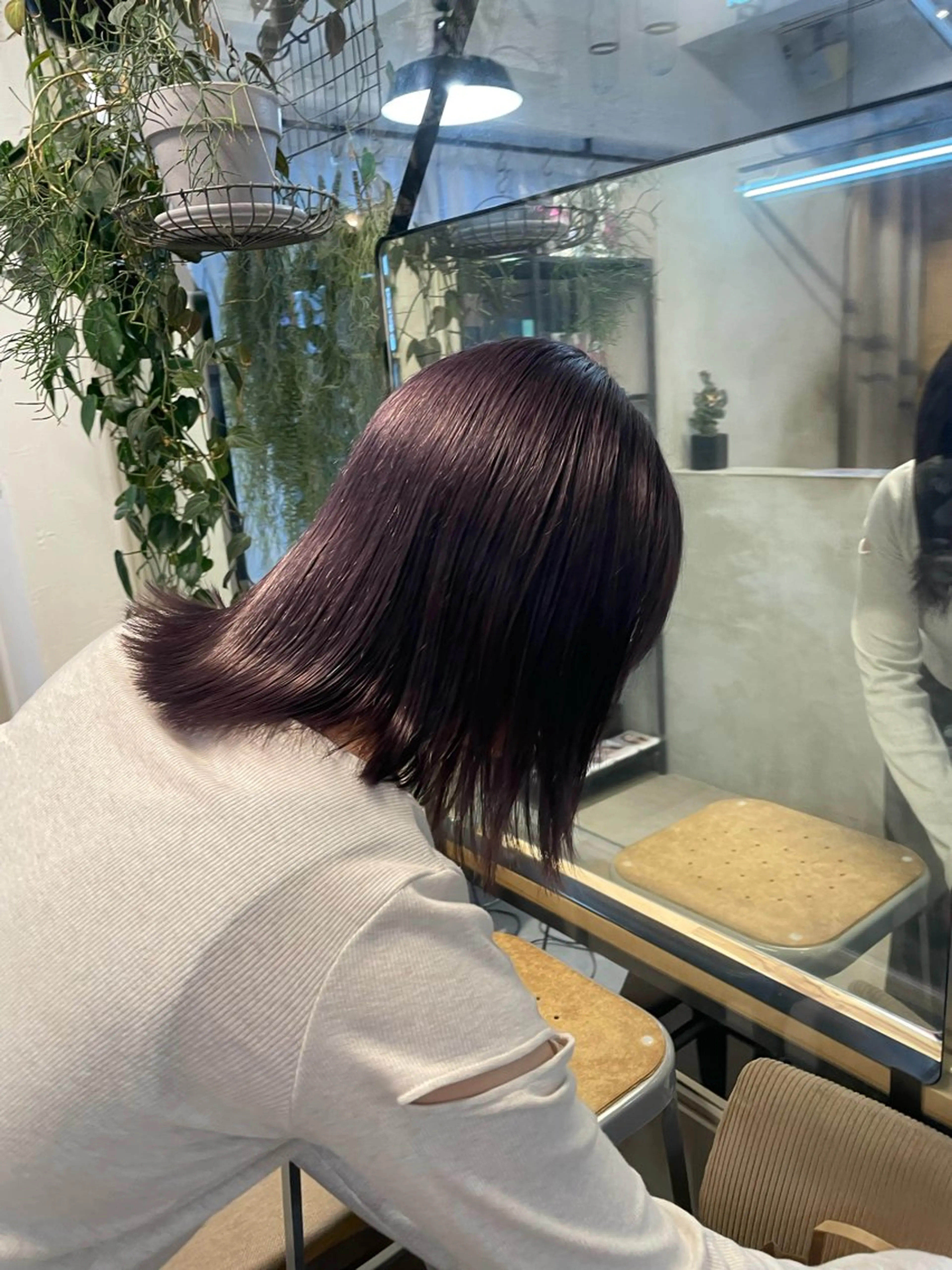 ミディアム カラー ミルクティー× グレージュMOMOのヘアスタイル