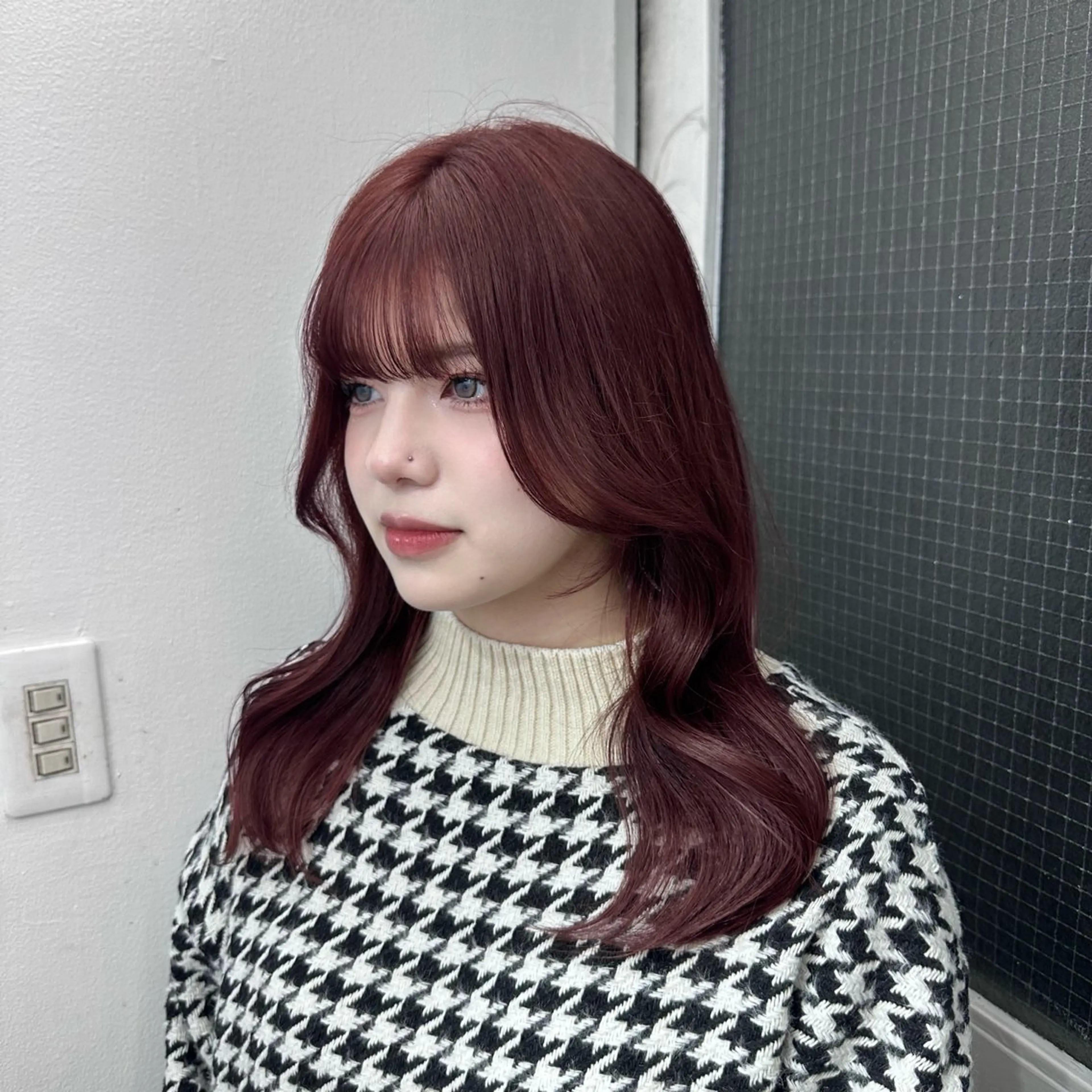 ロング 顔まわりレイヤー 顔周りカット 韓国風ヘア レイヤーカット カット ヘアカラー JE SUIS  HEUREUSE  Etude所属・🤍韓国風hair Marina🤍のヘアスタイル