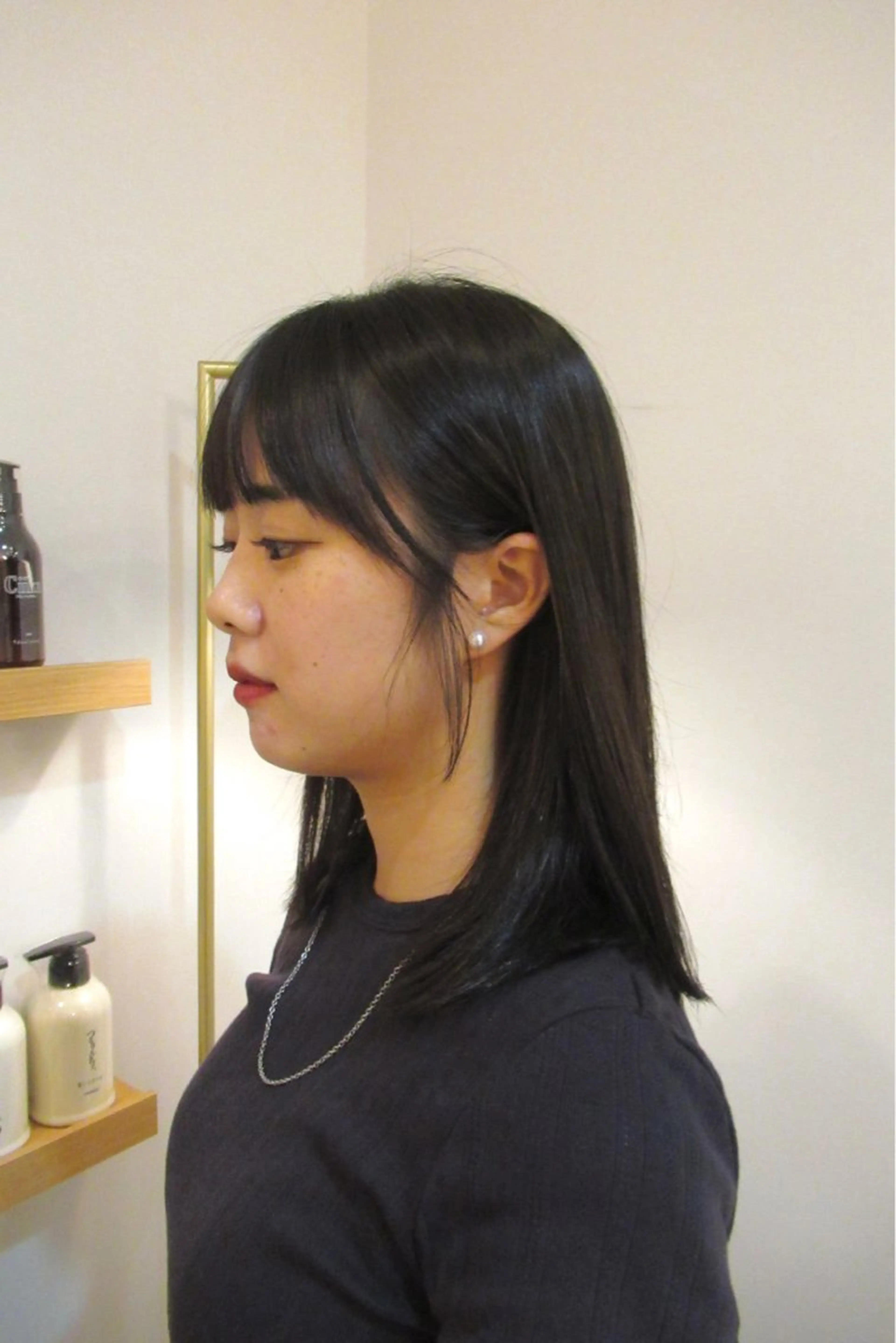 セミロング カラー ベージュカラー ブリーチ 透明感カラー ダブルカラー グレージュ ヘアカラー トリートメント 艶カラー/透明感 /ヒグチアオイのヘアスタイル