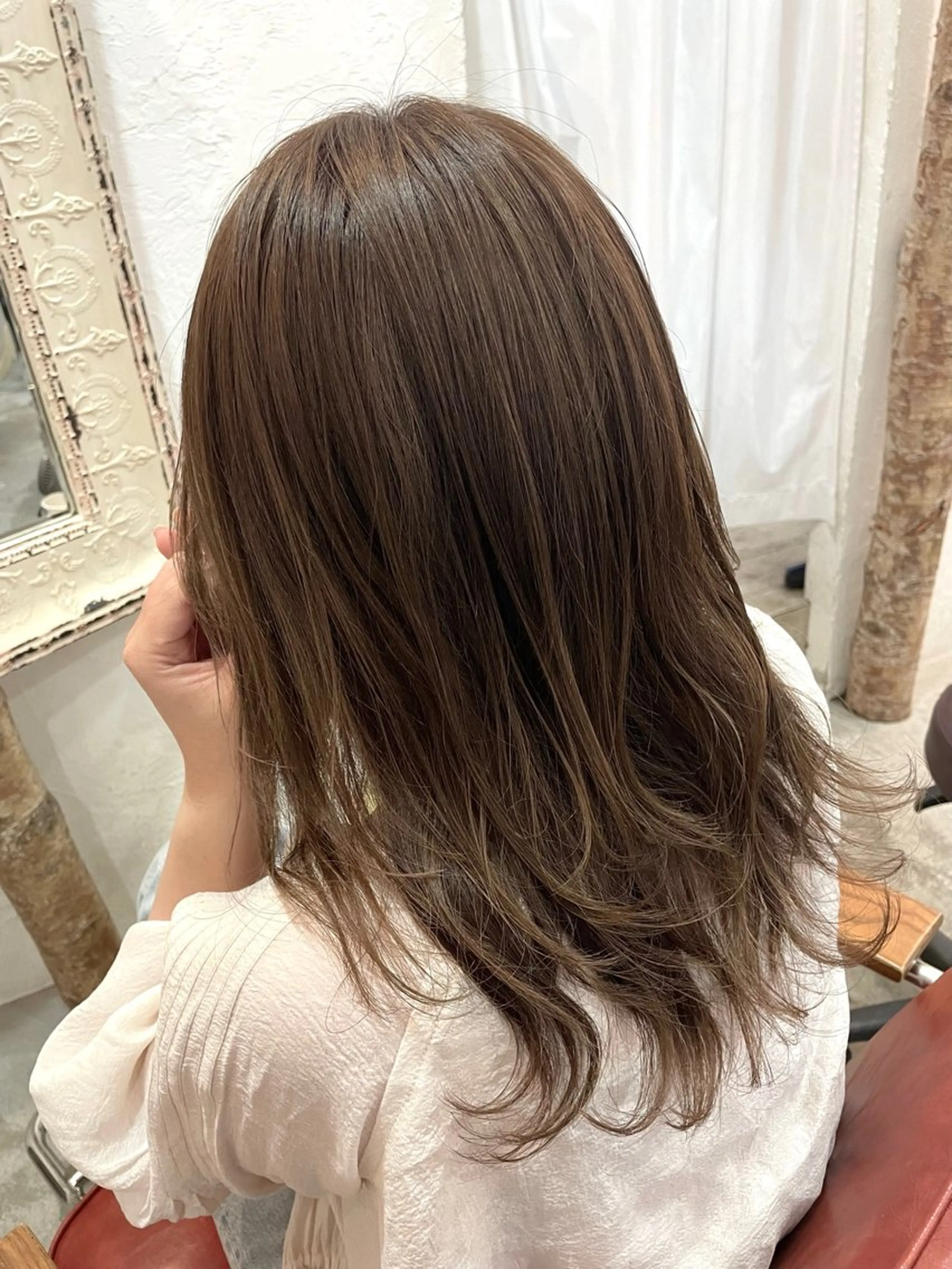 セミロング カラー イルミナカラー カット ヘアカラー fio マナミのヘアスタイル