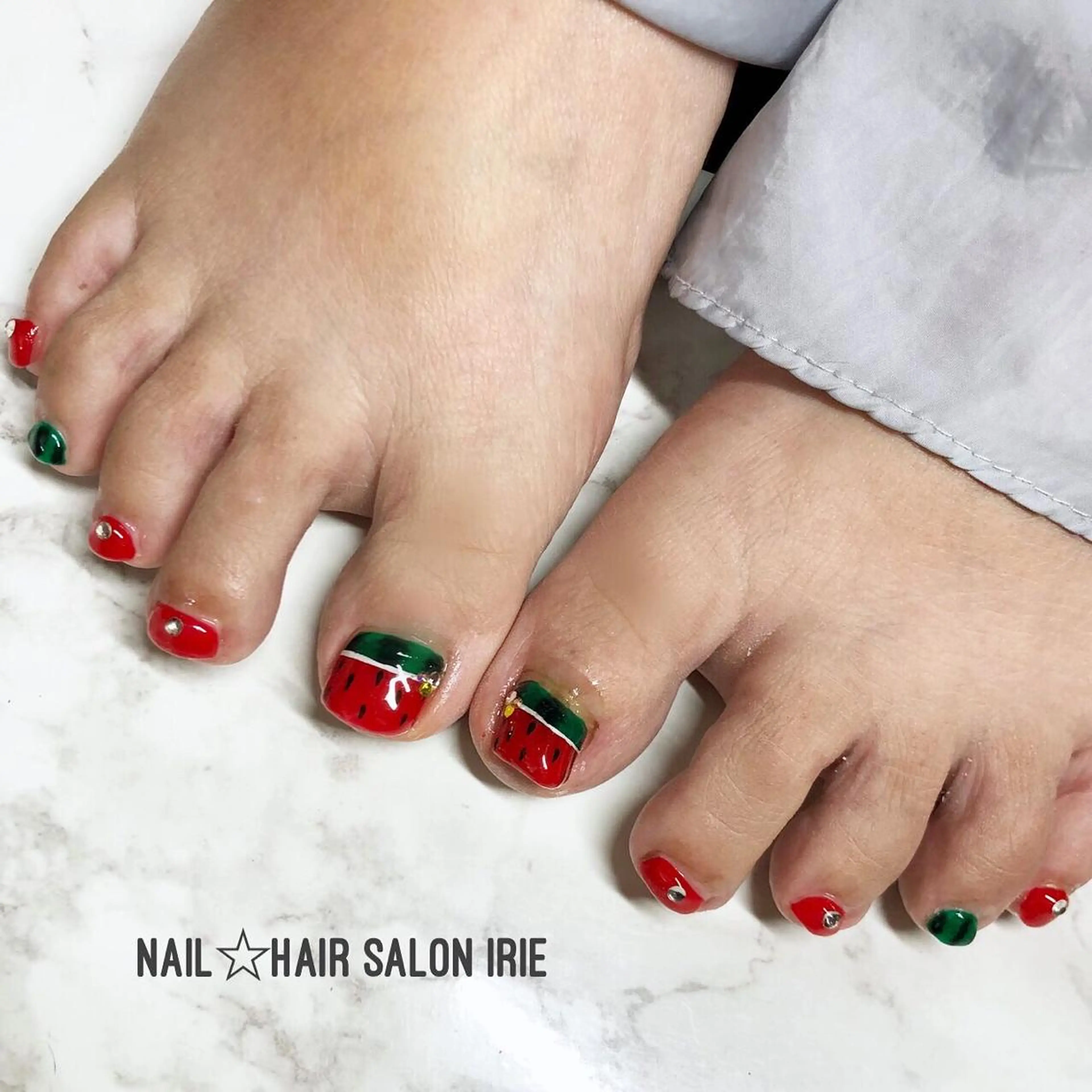 ネイル フットネイル Hair salon Irie所属・與儀 知佳のネイルデザイン