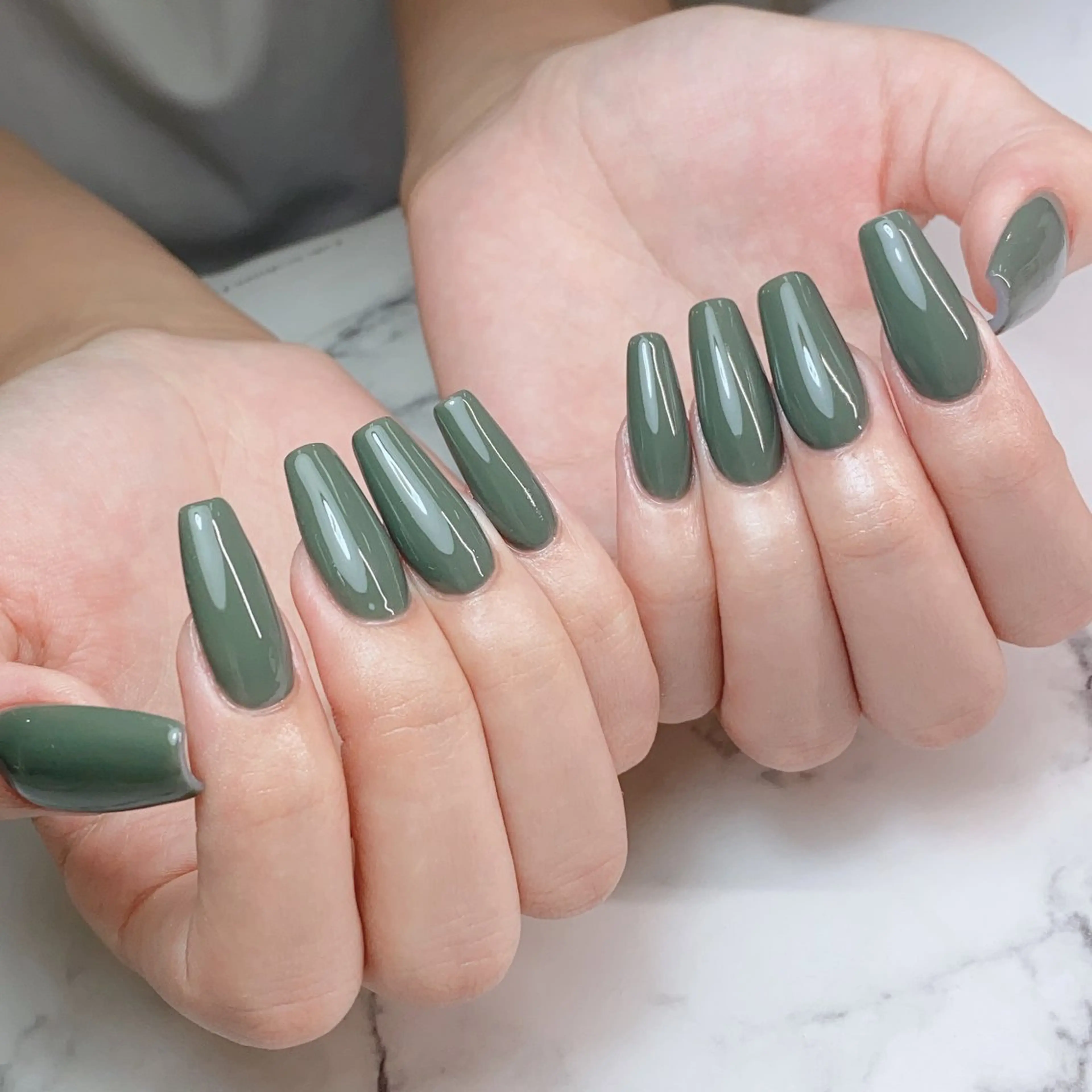 ネイル ワンカラーネイル スカルプネイル 石原 夕華のネイルデザイン