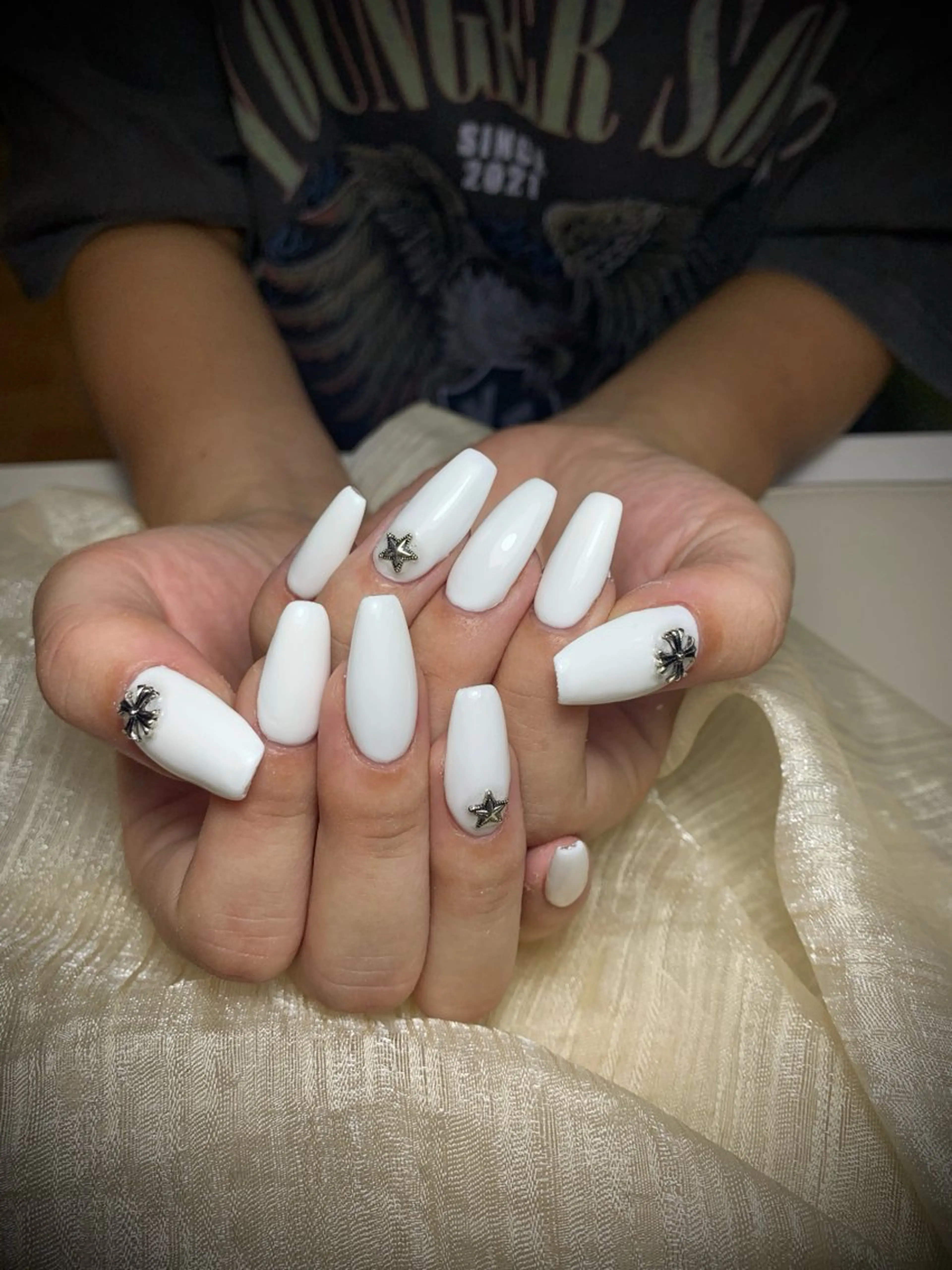 ネイル ハンドネイル エクラNailサロン ミオのネイルデザイン