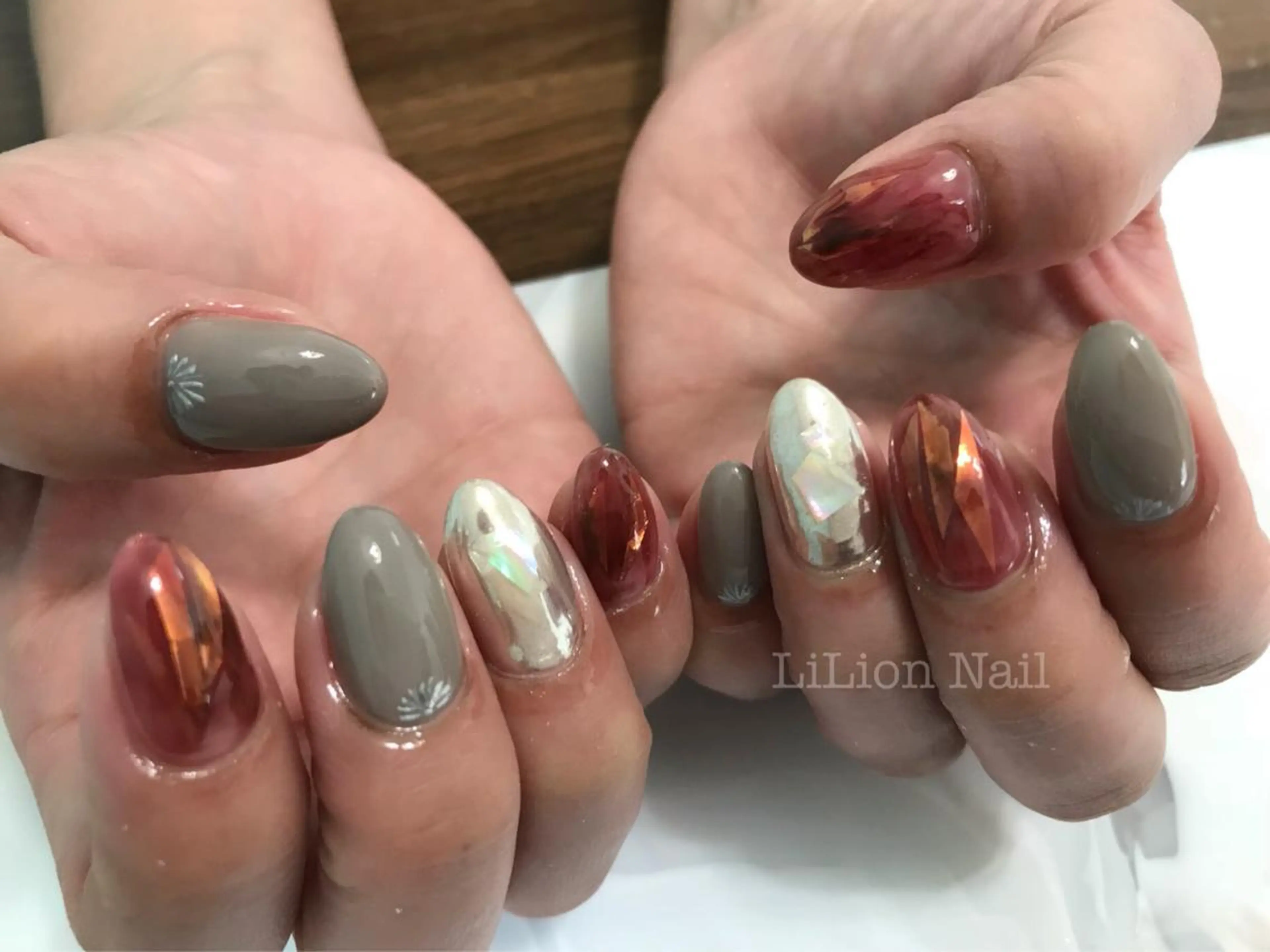 ネイル LiLion Nail所属・LiLion Nailのネイルデザイン