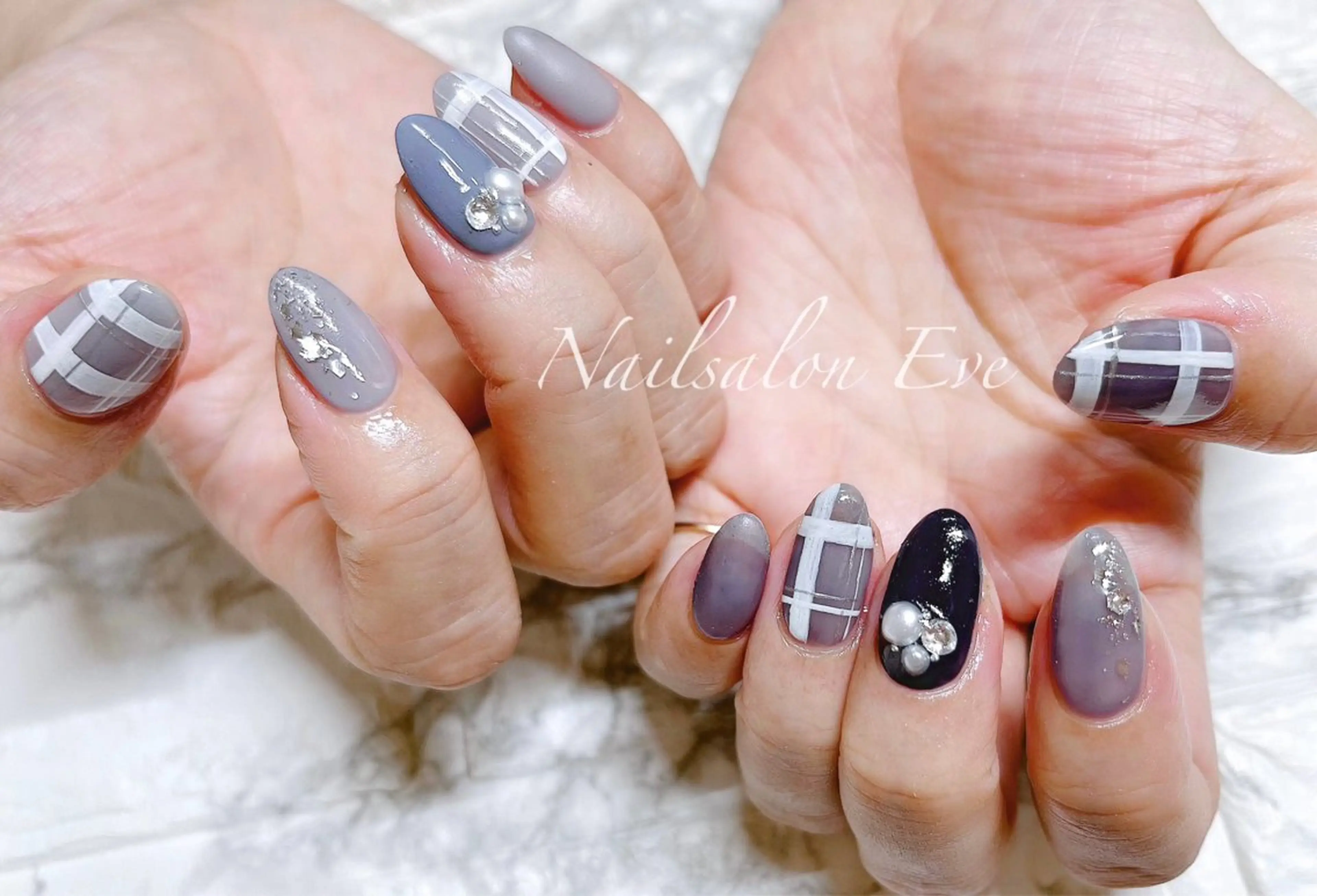 ネイル アートネイル ハンドネイル ハンドケア Nailsalon Eve（イヴ）のネイルデザイン
