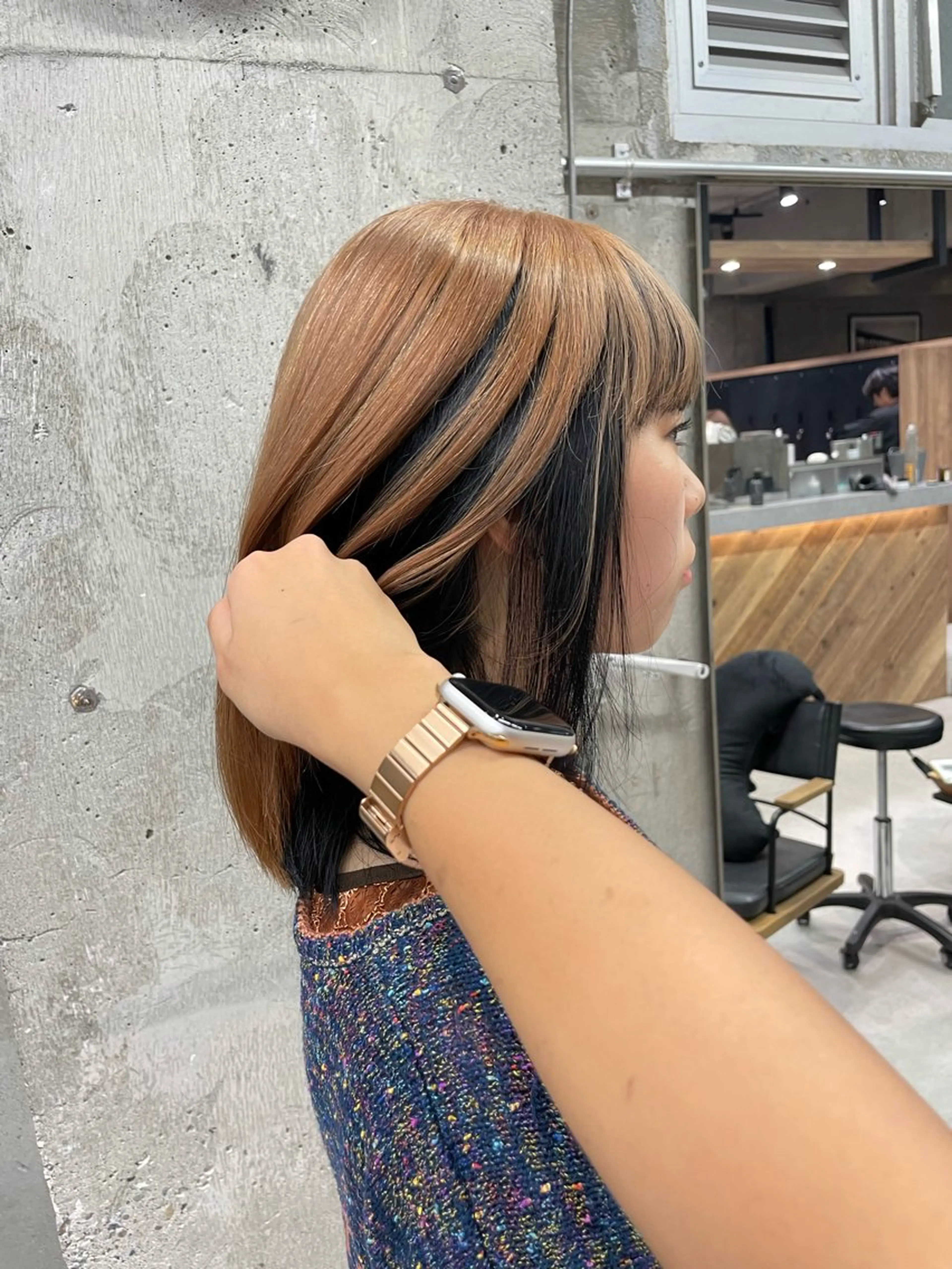 ミディアム 🫧ハイライトカラー 🫧 𝓜𝓘𝓤のヘアスタイル