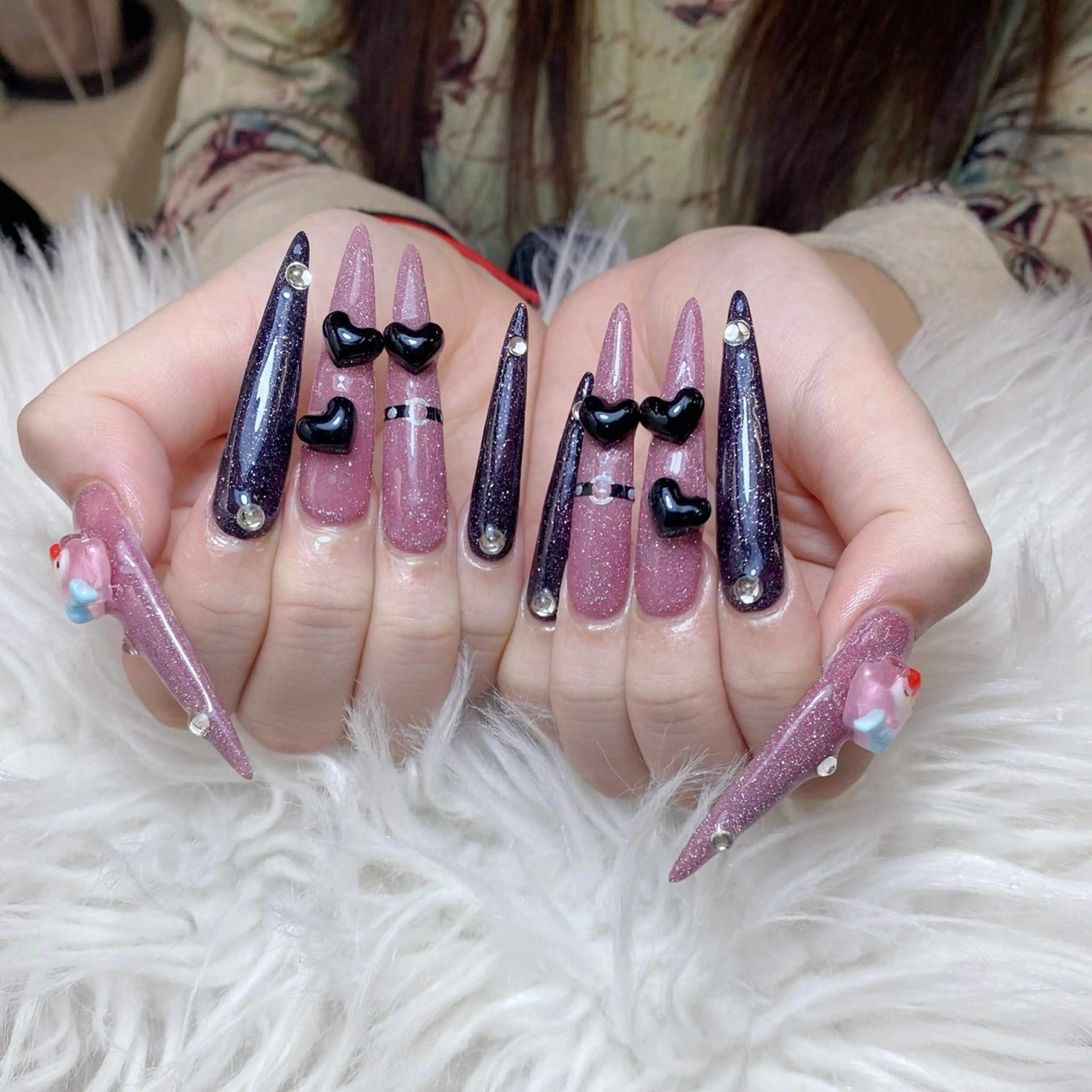 ネイル チークネイル 長さ出し フットネイル マグネットネイル 持ち込み ハンドネイル ANH NAIL ゴテゴテ専門店💎のネイルデザイン