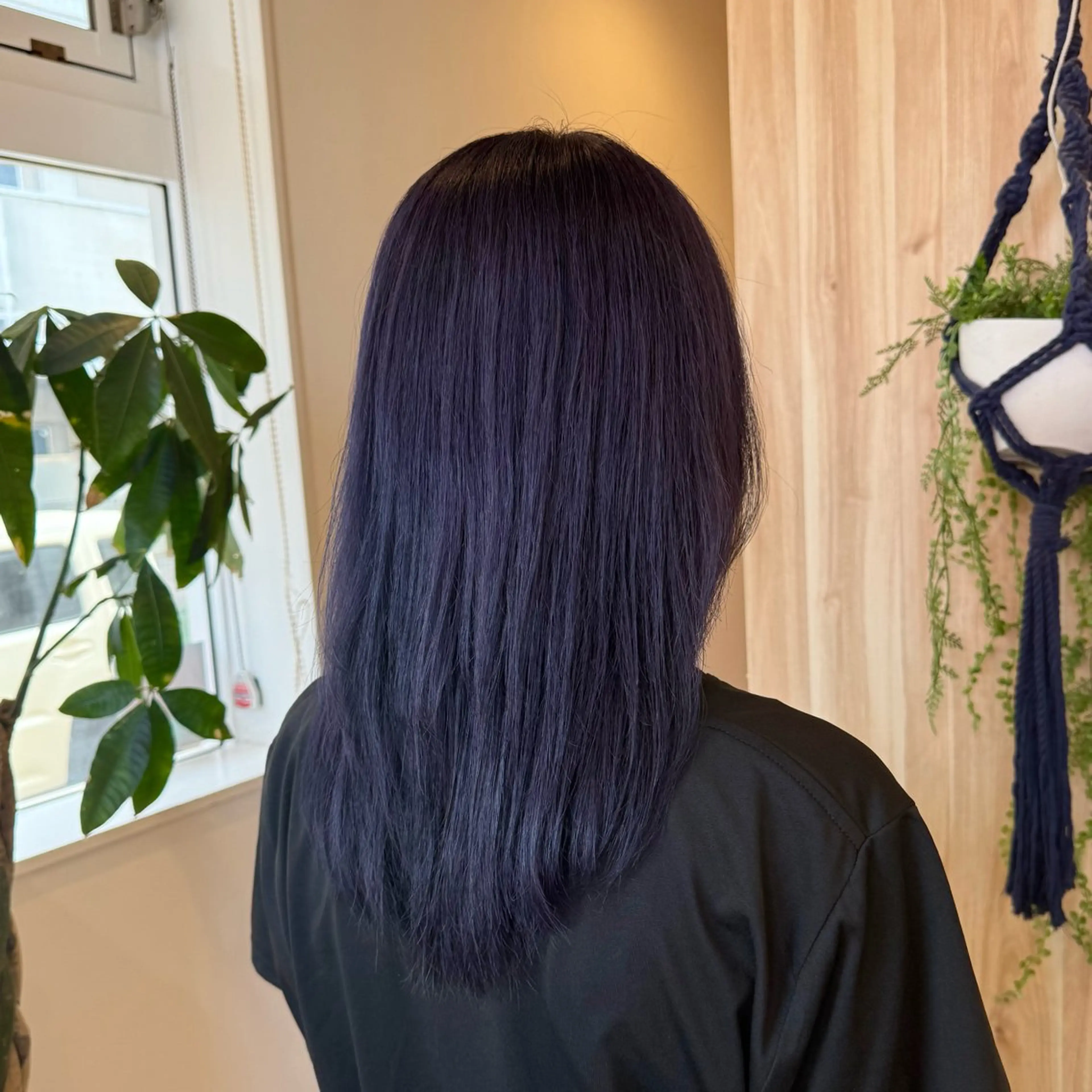 ロング メンズ ヘアカラー adorable 長谷川実夢のヘアスタイル