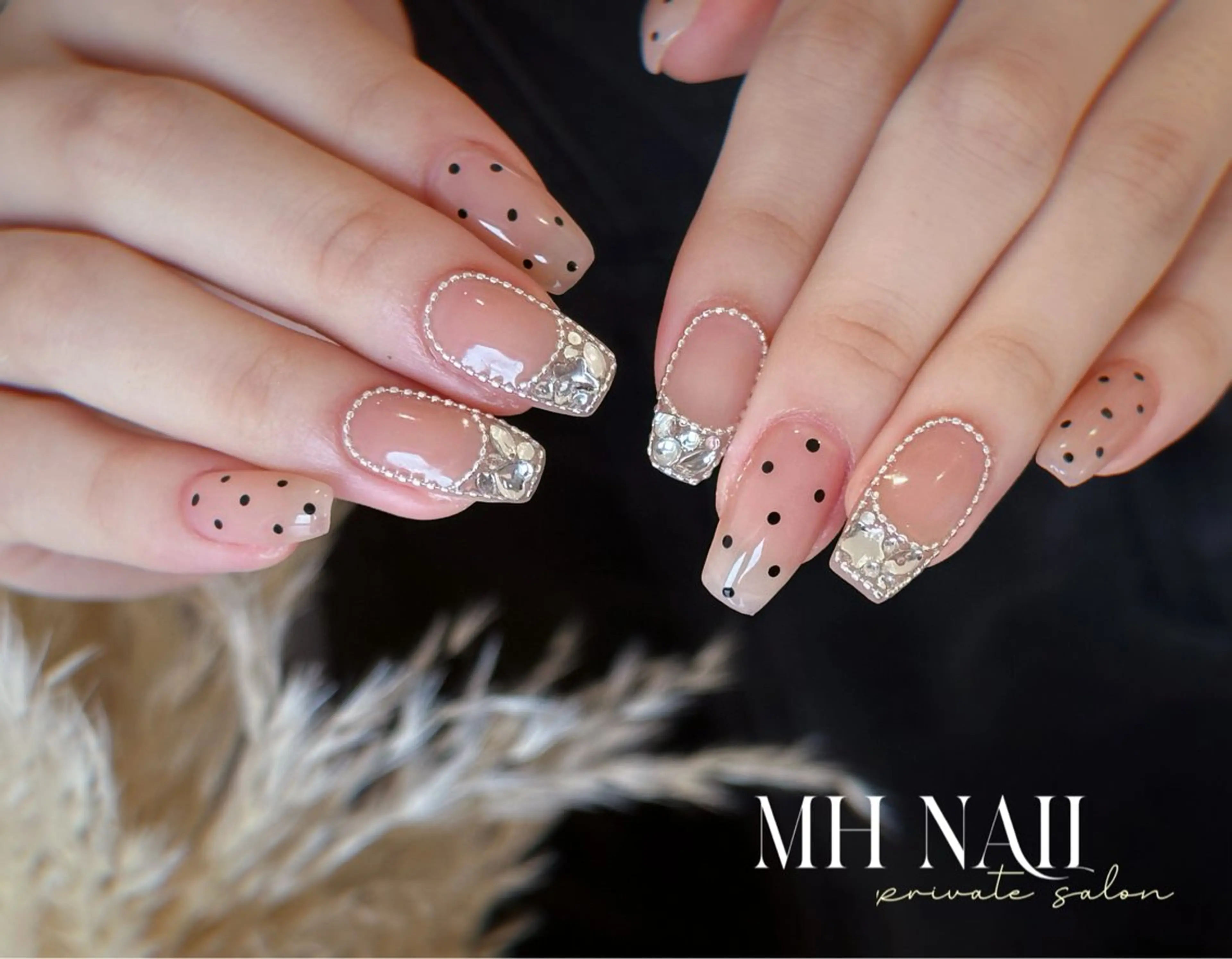 ネイル ハンドネイル MH Nailのネイルデザイン