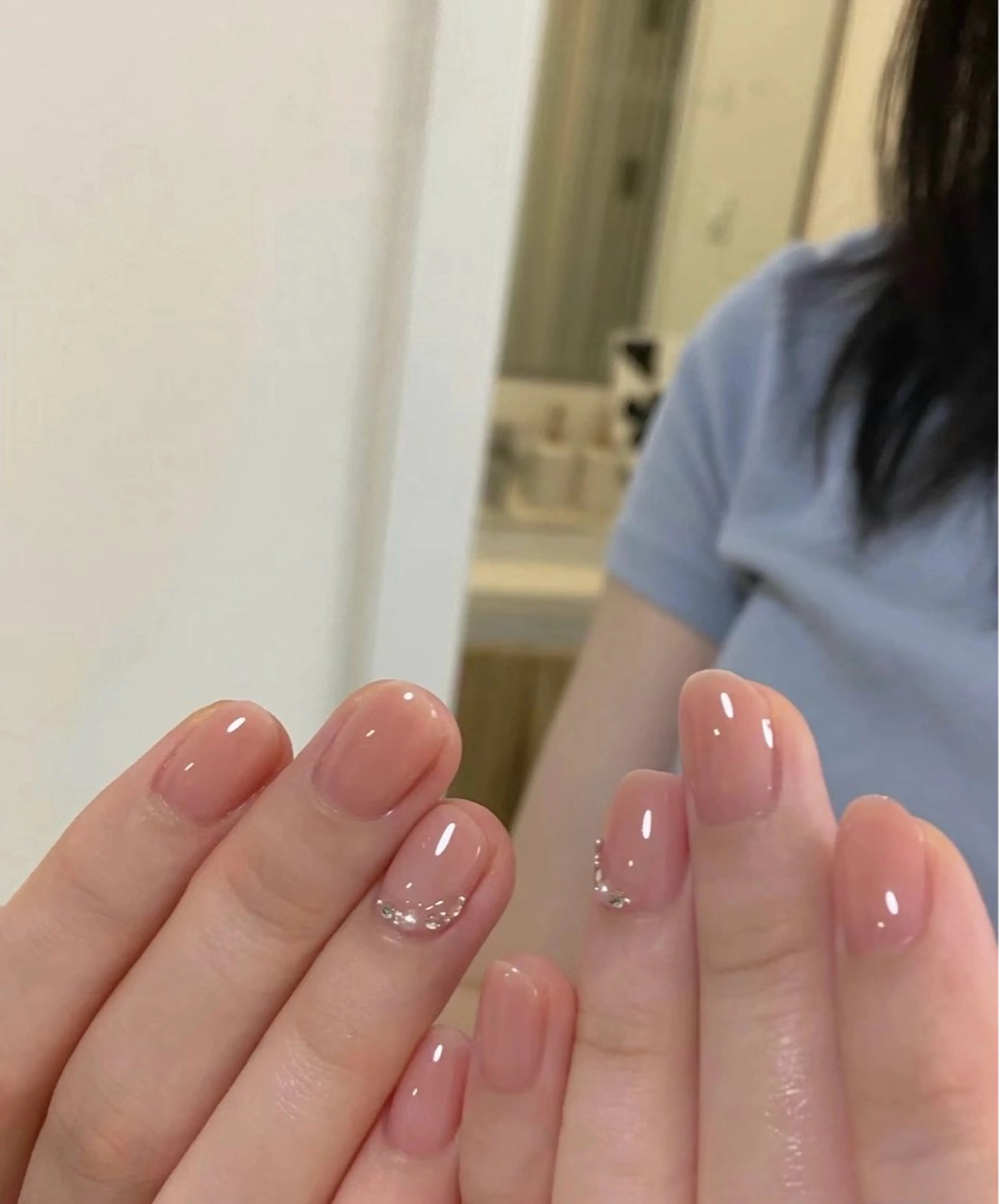 ネイル 長さ出し フットネイル フレンチネイル ジェルネイル ガラスフレンチ ハンドネイル ハンドケア More Glam渋谷店のネイルデザイン