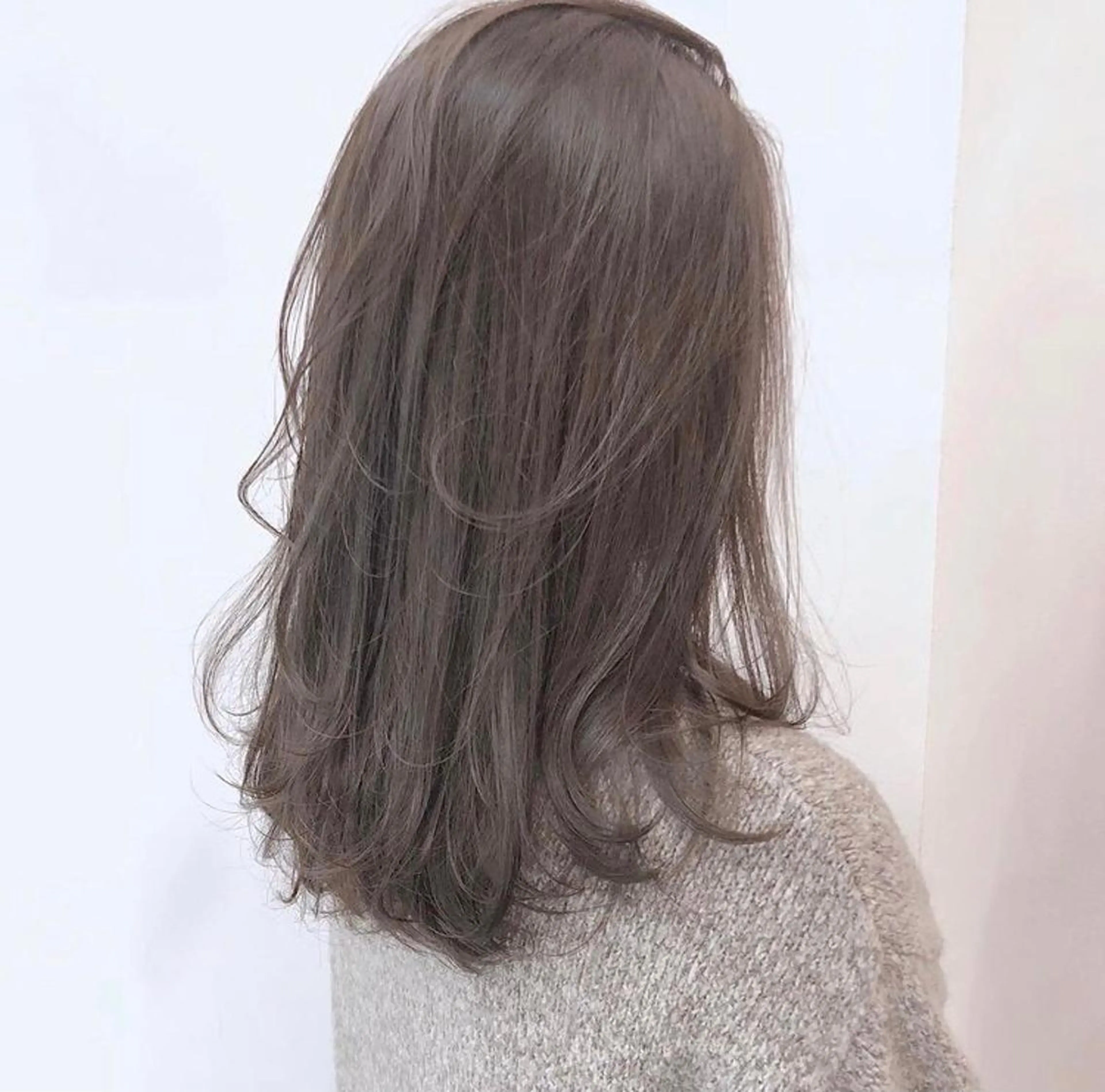 セミロング カラー カット ヘアカラー トリートメント HATSUMEI ゆうまのヘアスタイル