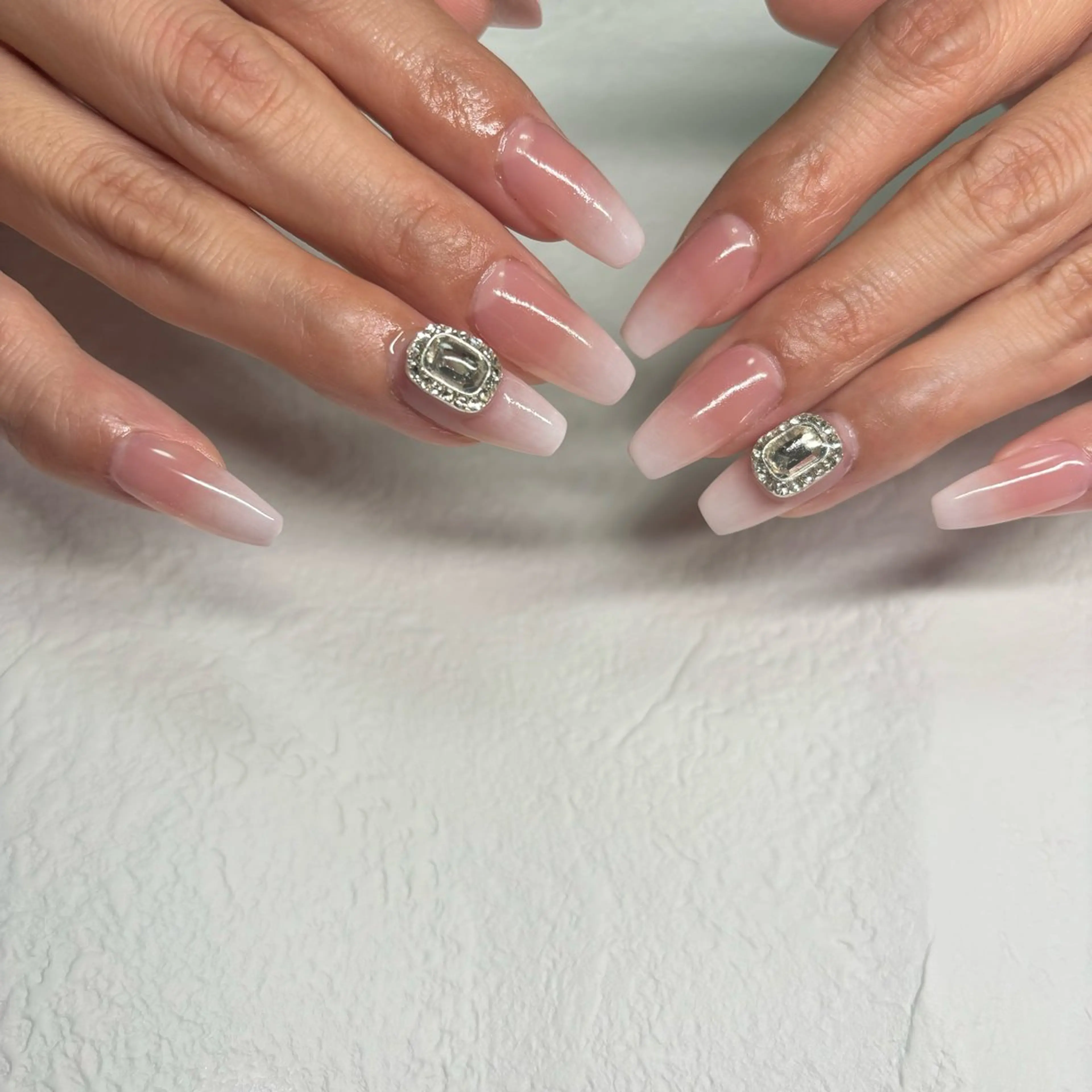 ネイル ハンドネイル RE💟N.NAIL ラテン系お姉さんのネイルデザイン