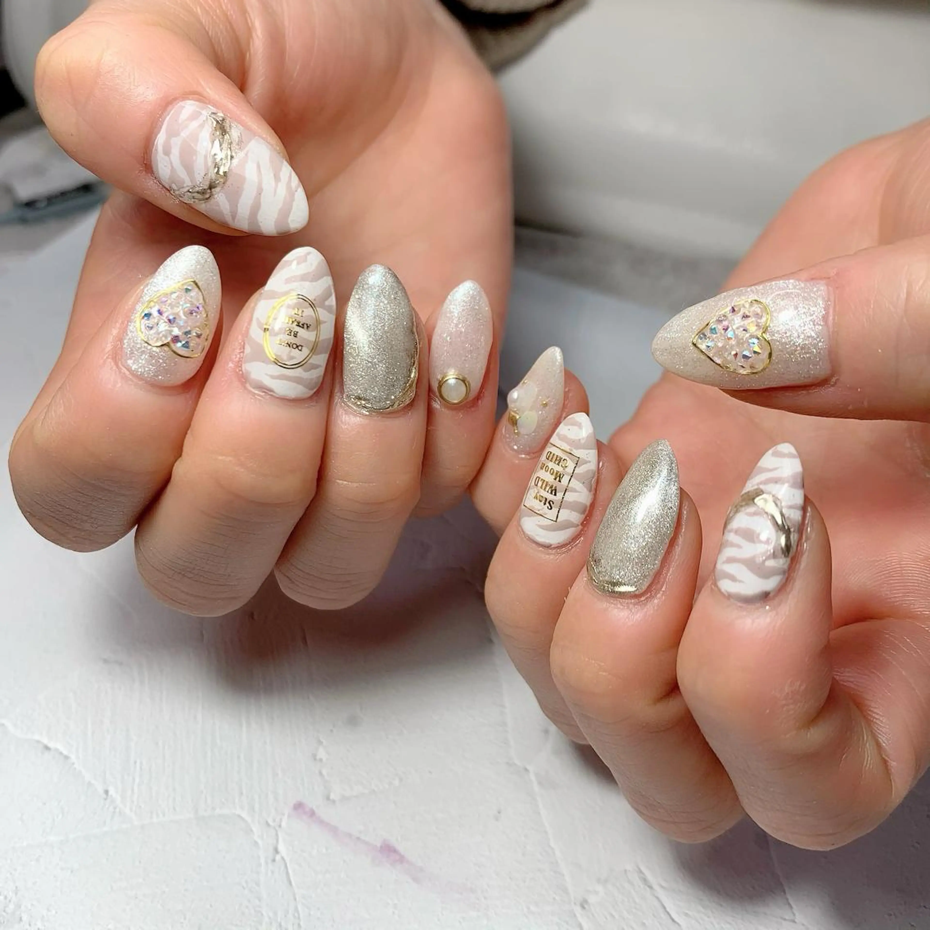 ネイル アートネイル Mellow所属・Mellow Nailのネイルデザイン