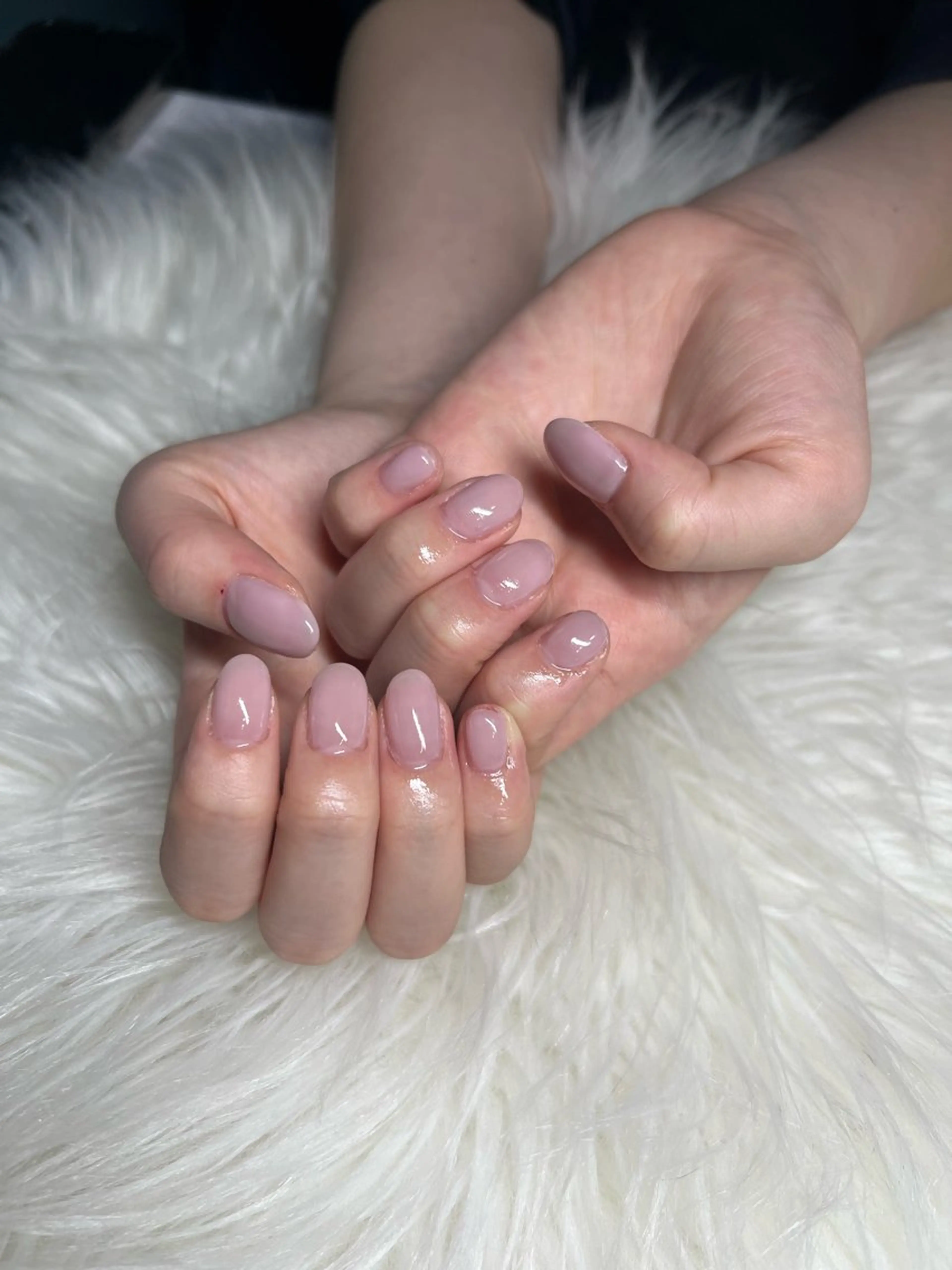 ネイル ワンカラーネイル ハンドネイル ハンドケア IROHA NAIL 聖奈のネイルデザイン