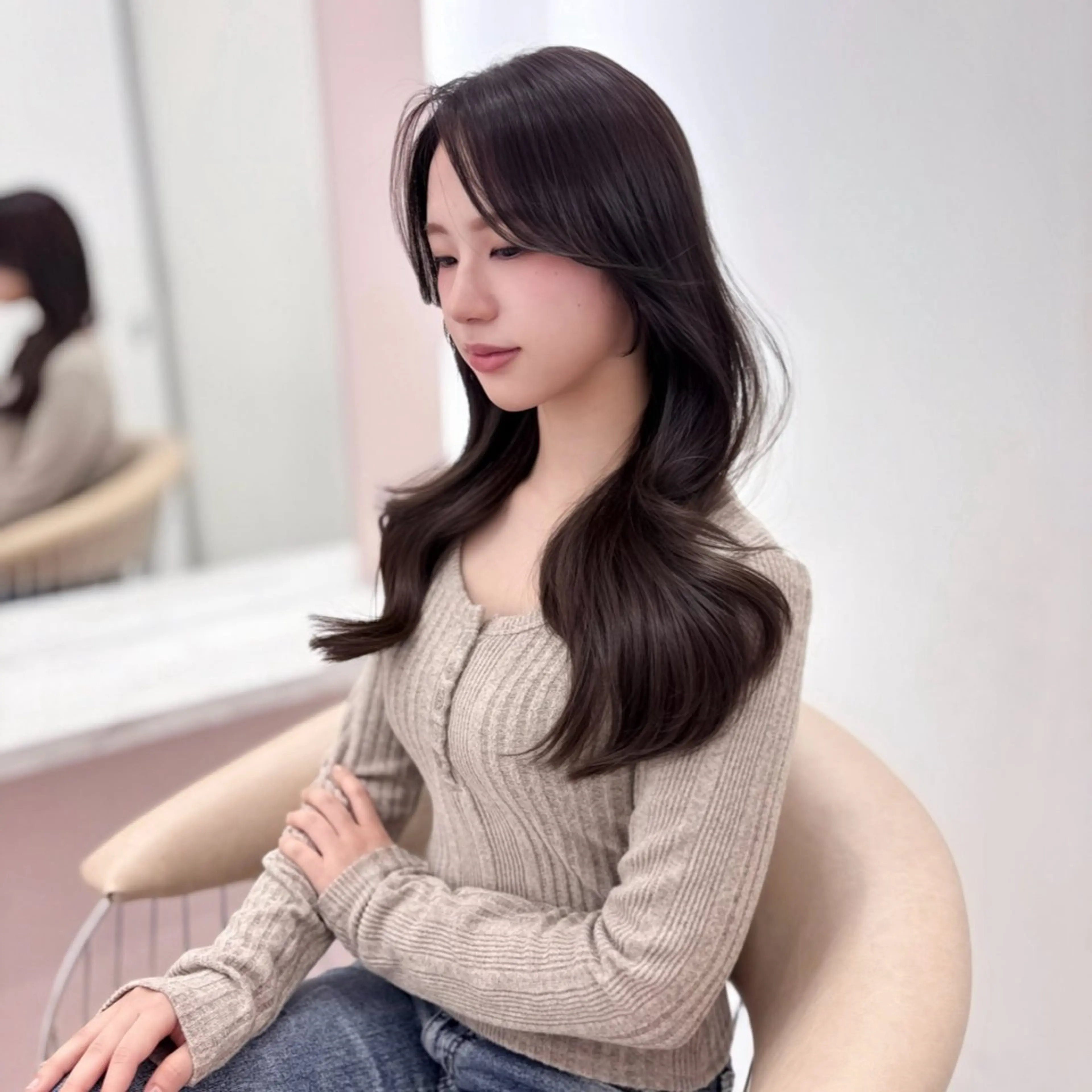 ロング カラー 顔まわりレイヤー 韓国風ヘア レイヤーカット 小顔カット カット ヘアカラー 𝑁𝑂𝐼𝑆𝑀 🎀 yume ✧₊のヘアスタイル