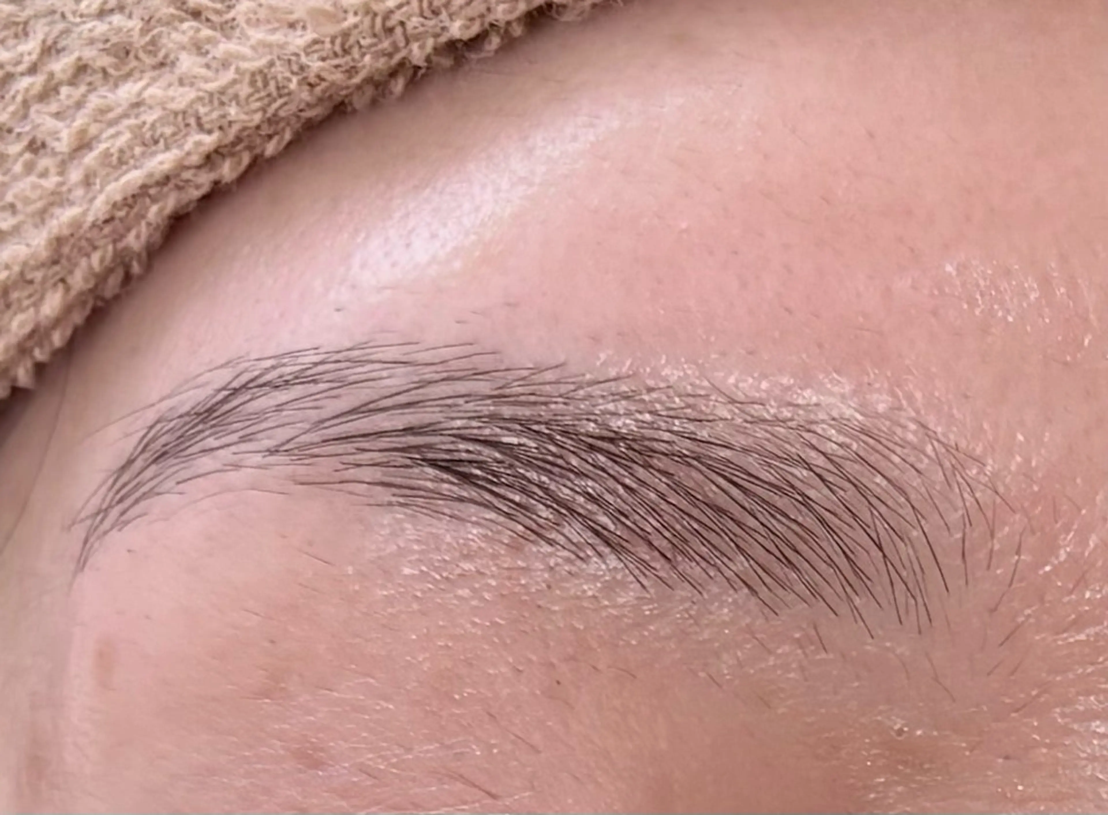 アイブロウ ひぐち ともこのマツエク・マツパデザイン