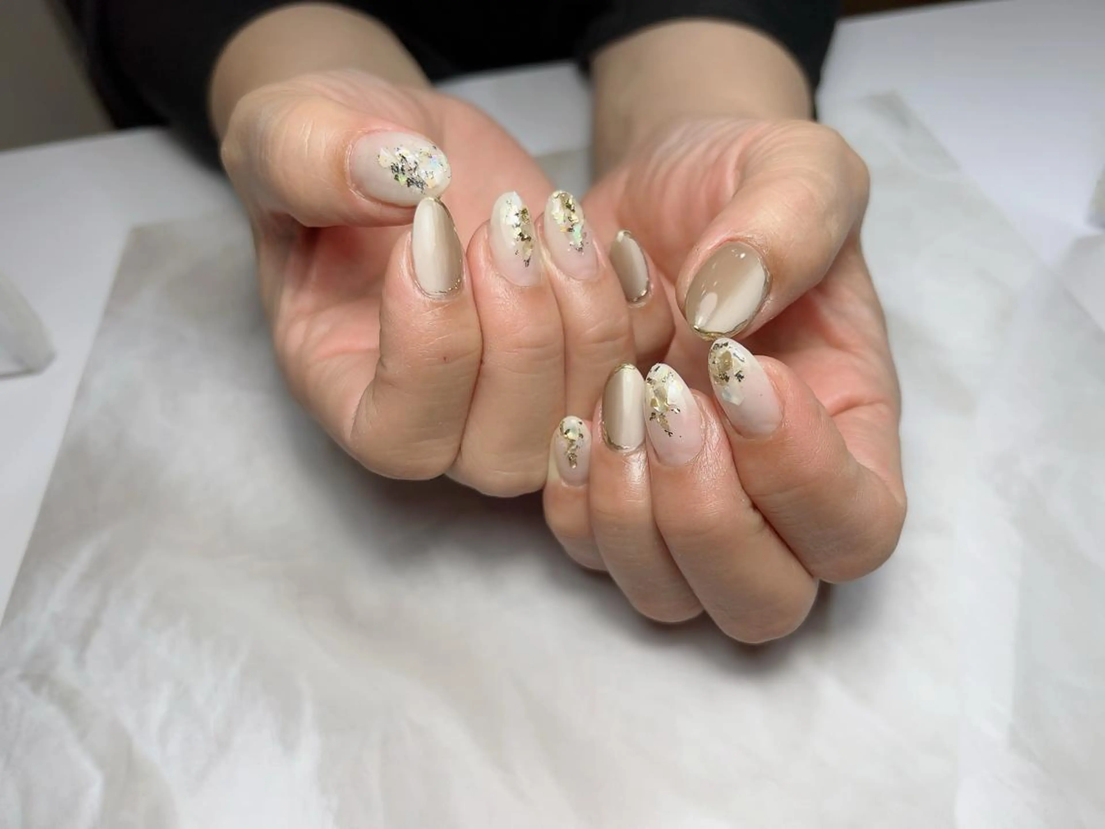 ネイル 𝐑𝐞𝐯𝐢𝐨 ___堺市西区のマツエク・マツパデザイン