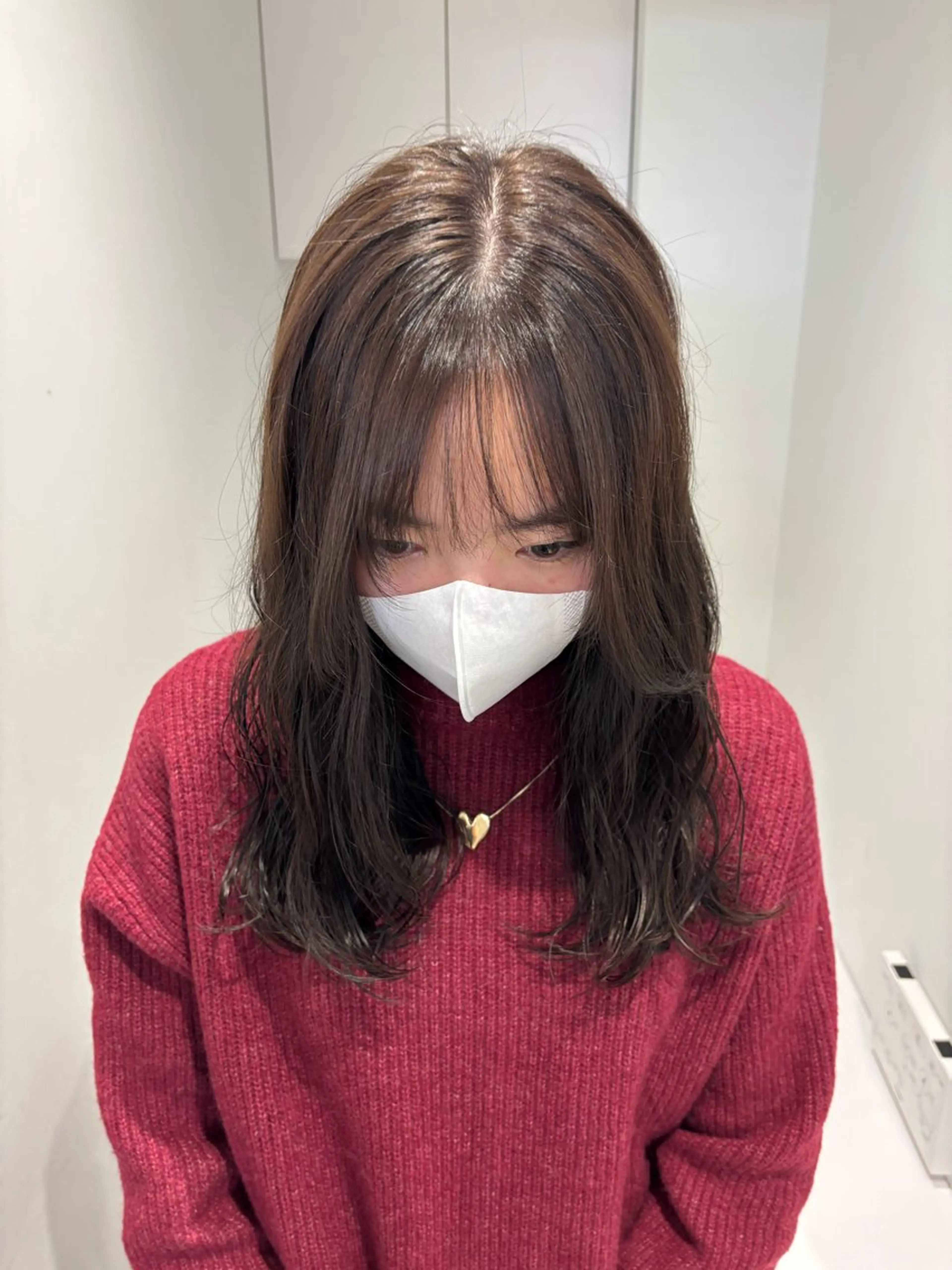 セミロング ヘアカラー リン🔔ボブ cut ベージュカラー🤎のヘアスタイル