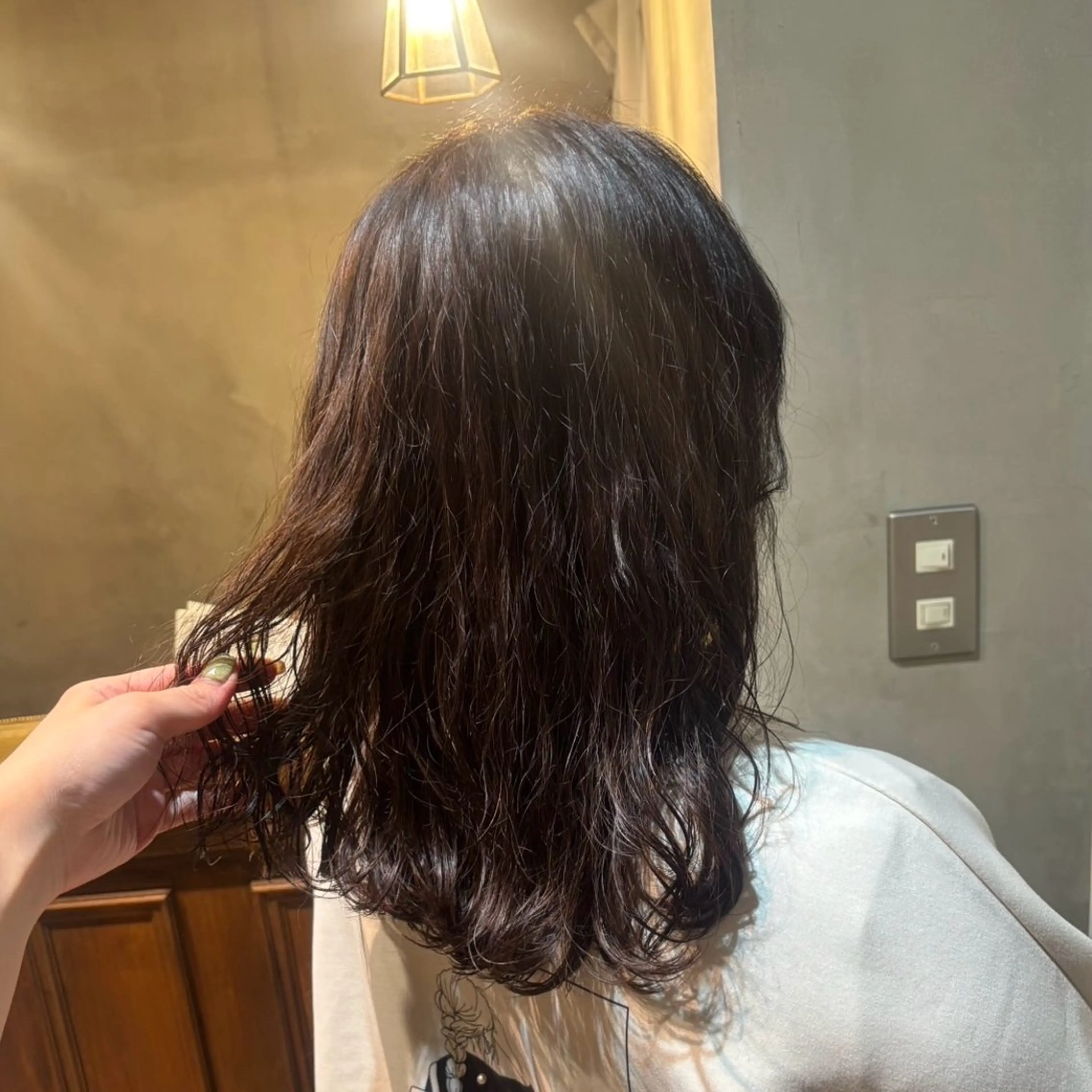 ミディアム perm/color mana🎀🤍のヘアスタイル