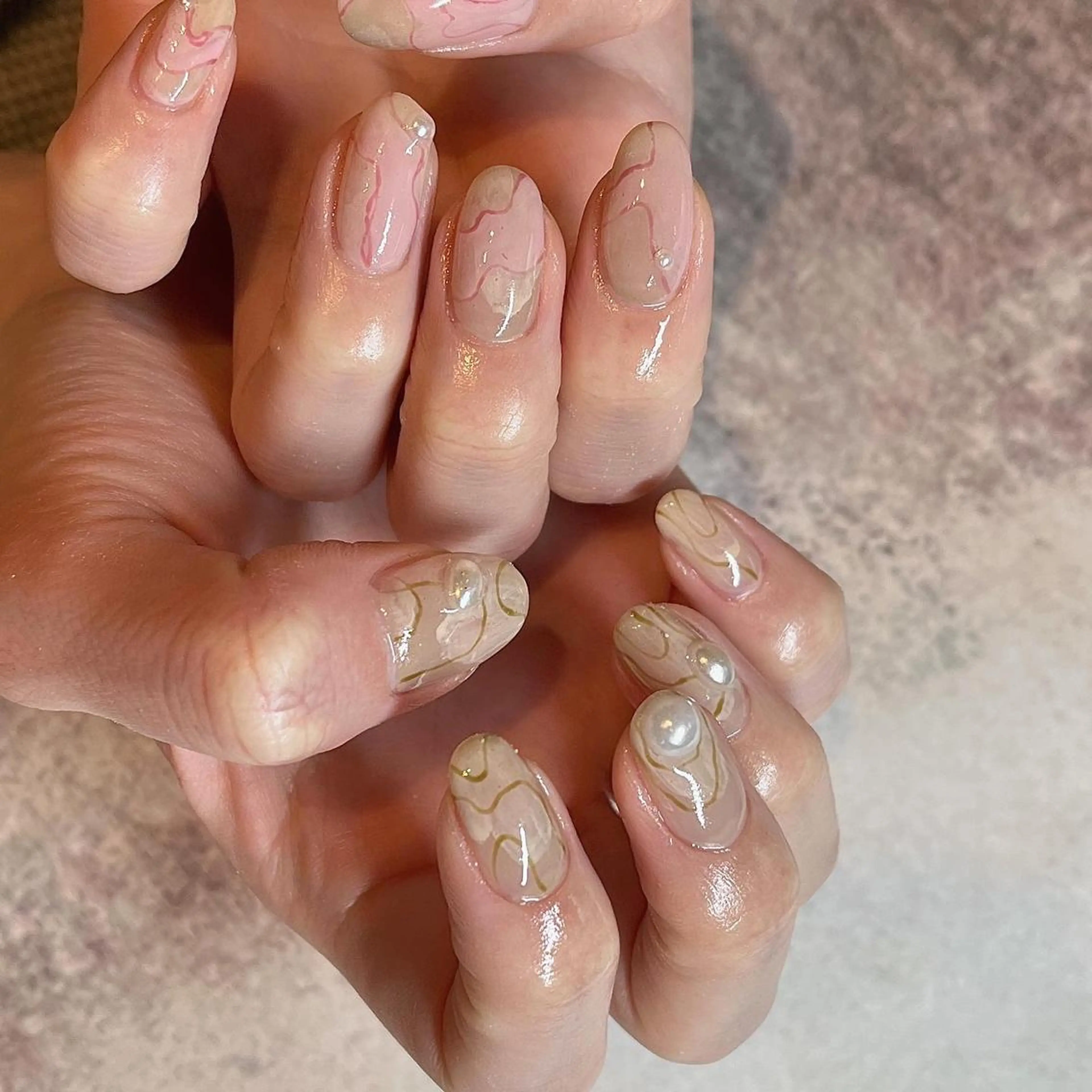 ネイル 持ち込み ニュアンスネイル フリーランス¨̮⃝ ネイリストOKADAのネイルデザイン