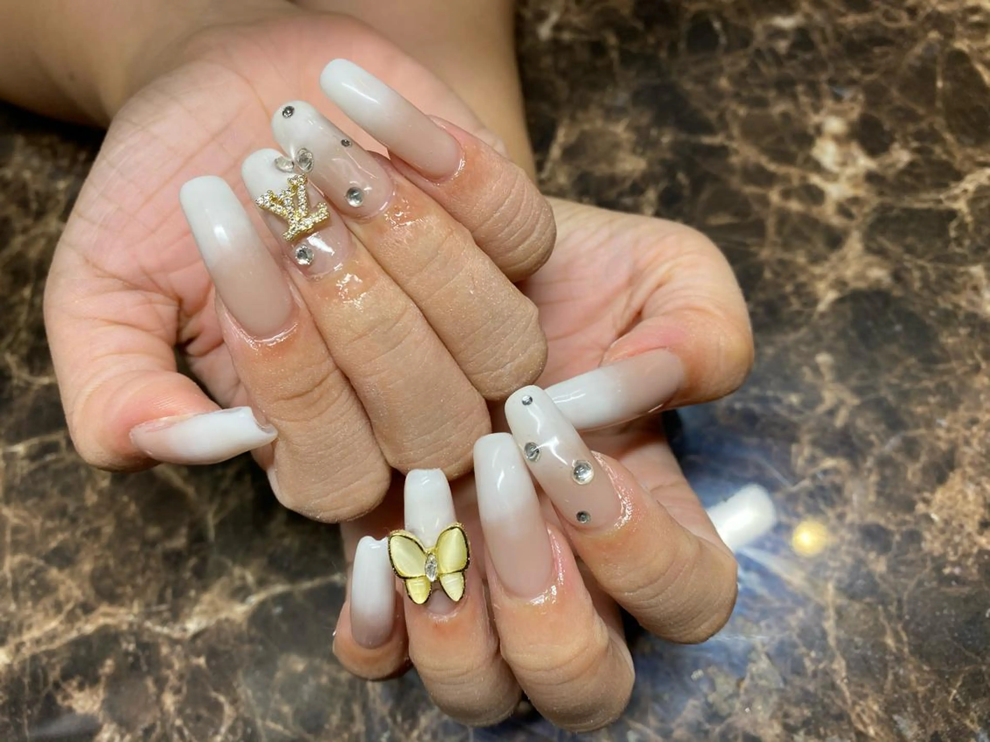 ネイル IROHA Nail 矢掛萌子のネイルデザイン