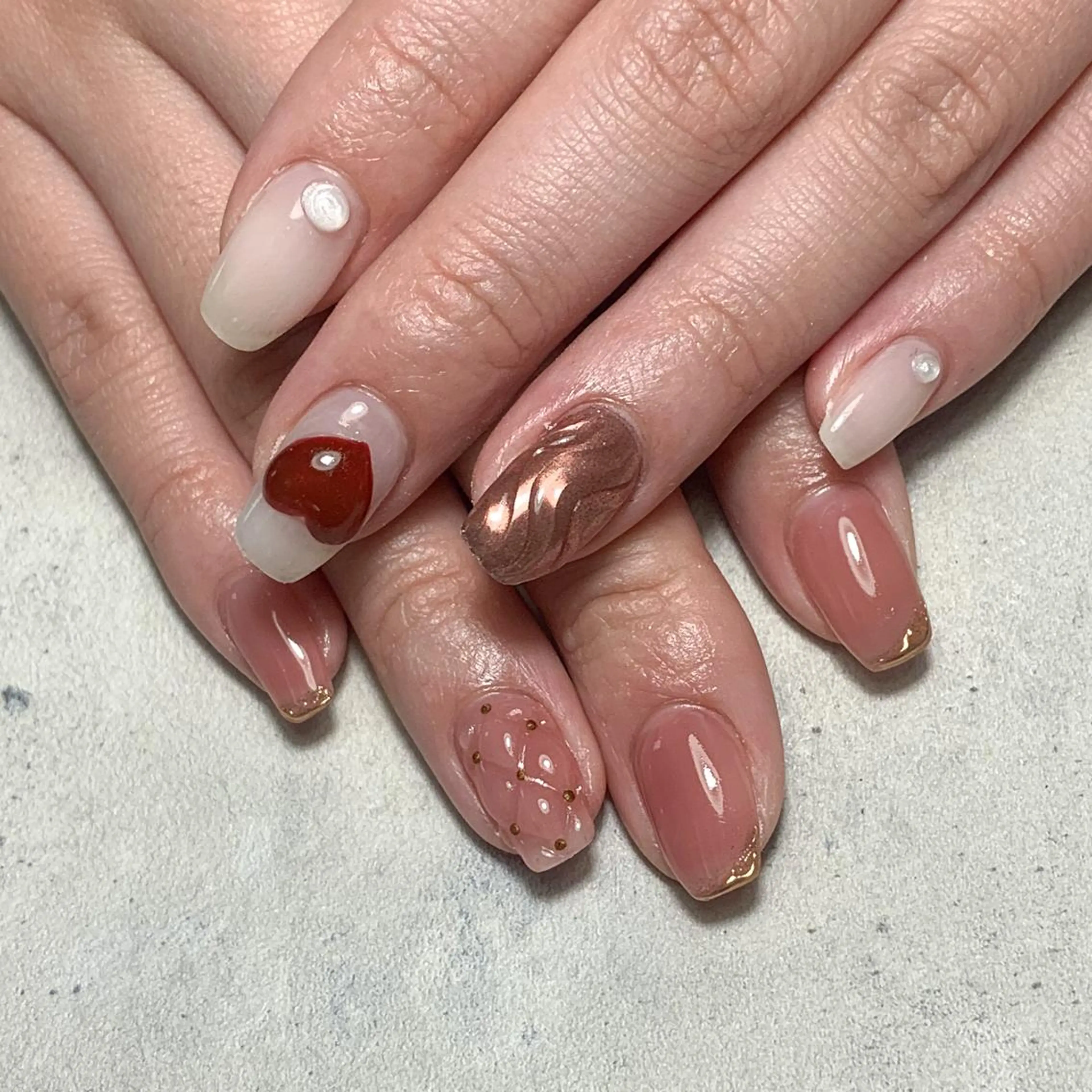 ネイル atelier　FIORITURA所属・FIORITURA aiのネイルデザイン