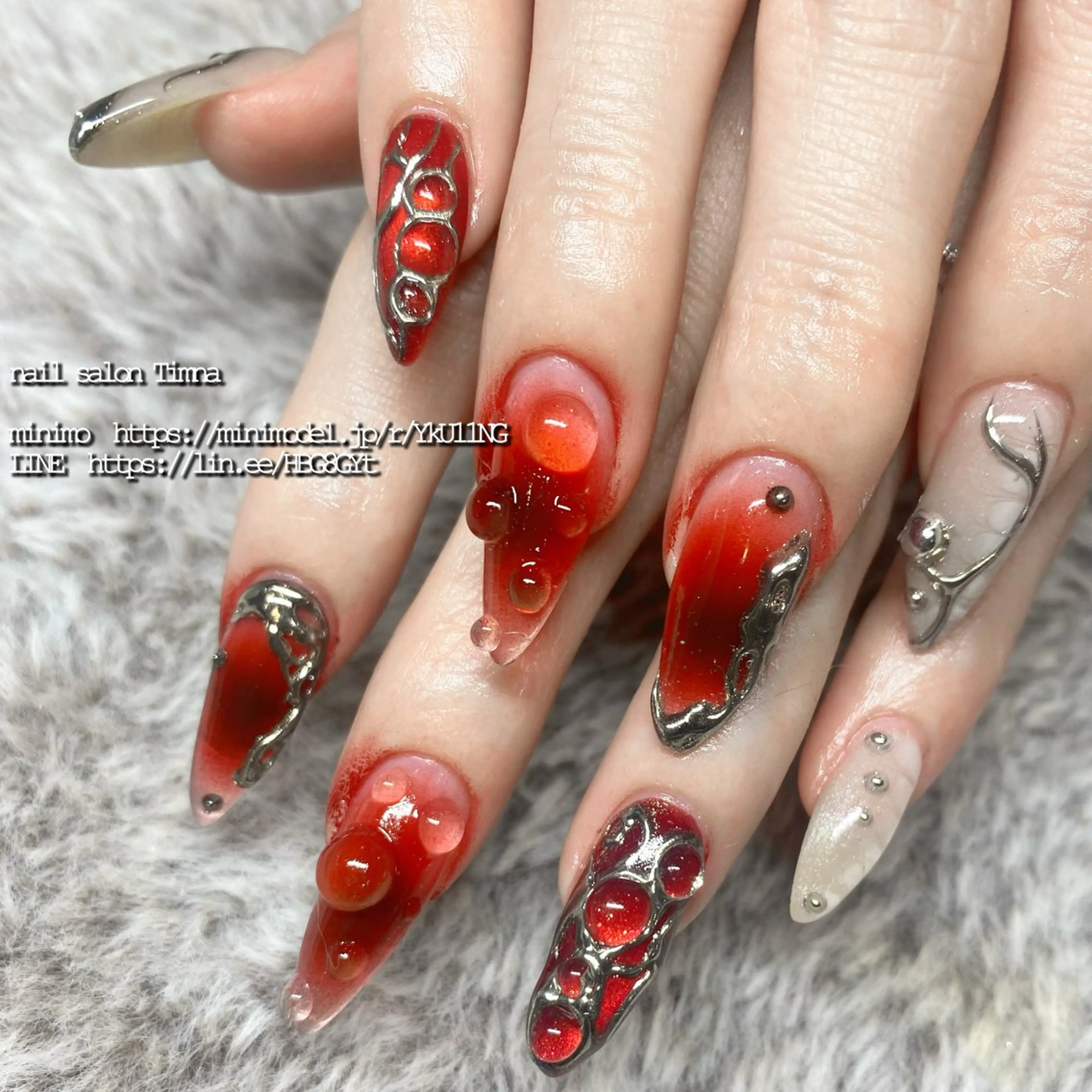 セミロング ハンドネイル NAILSALON 🍔Timna🍟のネイルデザイン