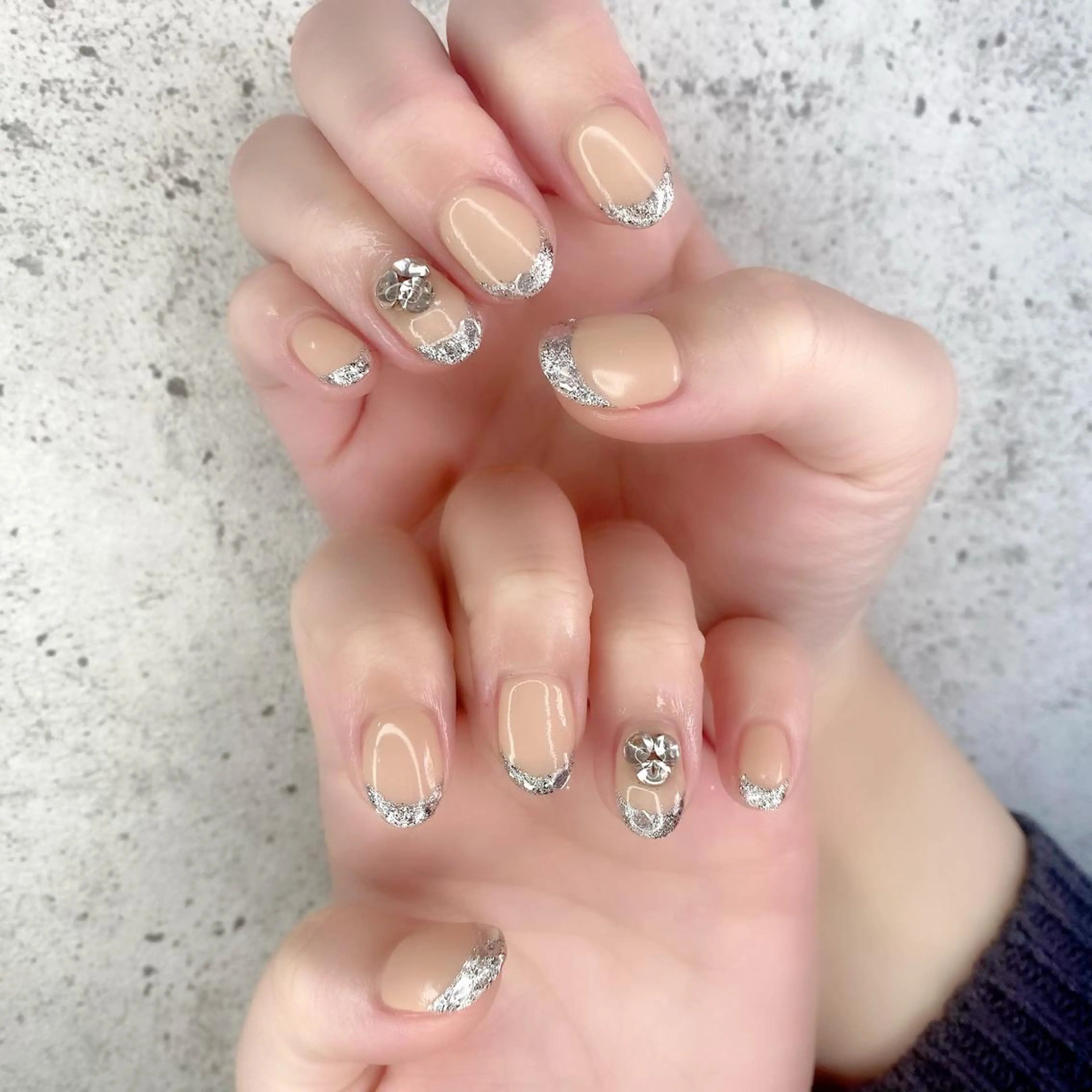 セミロング カラー パーマ ヘアアレンジ メンズ キッズ ネイル マツエク・マツパ アイブロウ 入学式 卒業式のヘアスタイル 入学式 フレンチネイル ガラスフレンチ ハンドネイル Salon Ｋのネイルデザイン