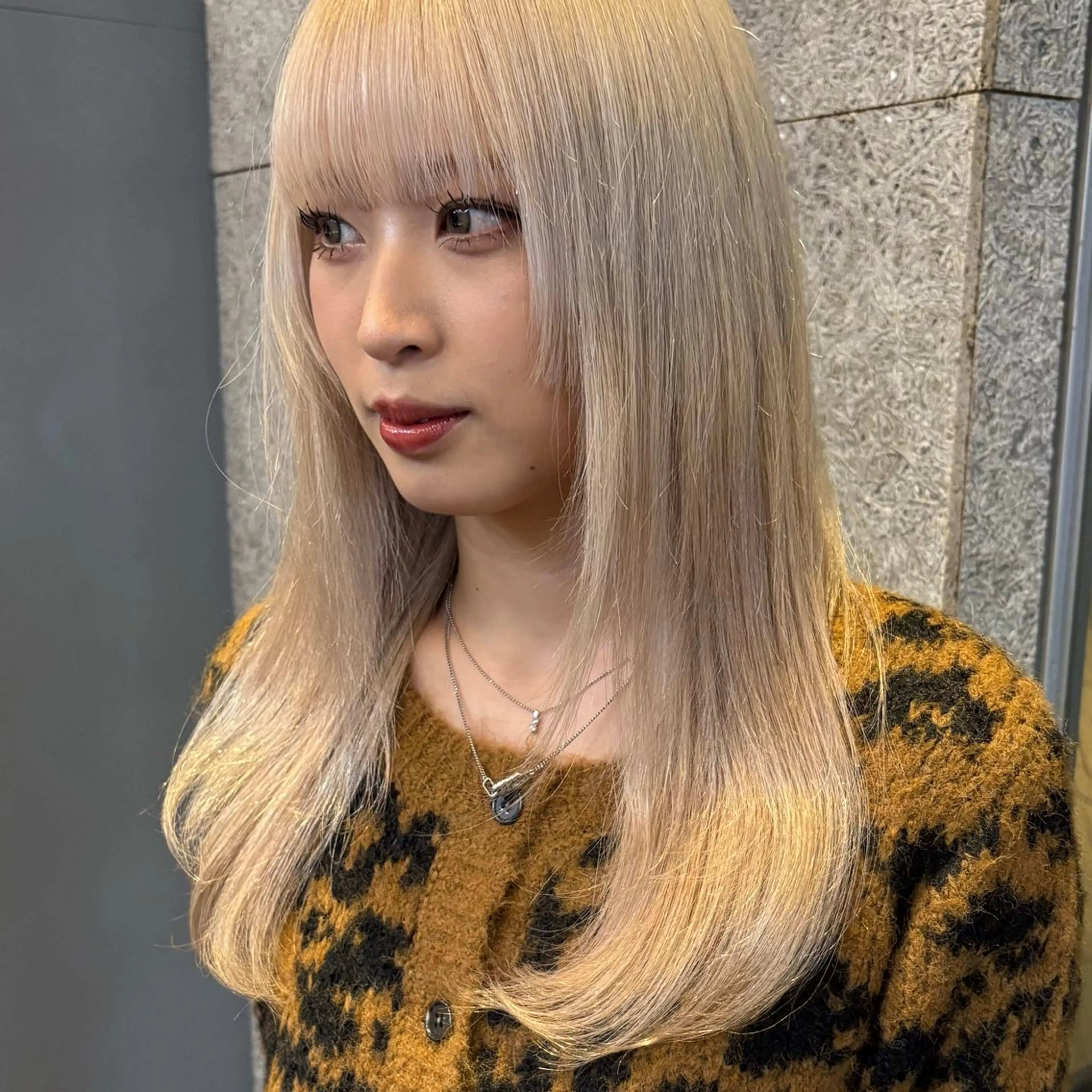 ロング カラー ヘアアレンジ ヘアカラー ブリーチカラー特化 🥣/渡邉日向のヘアスタイル