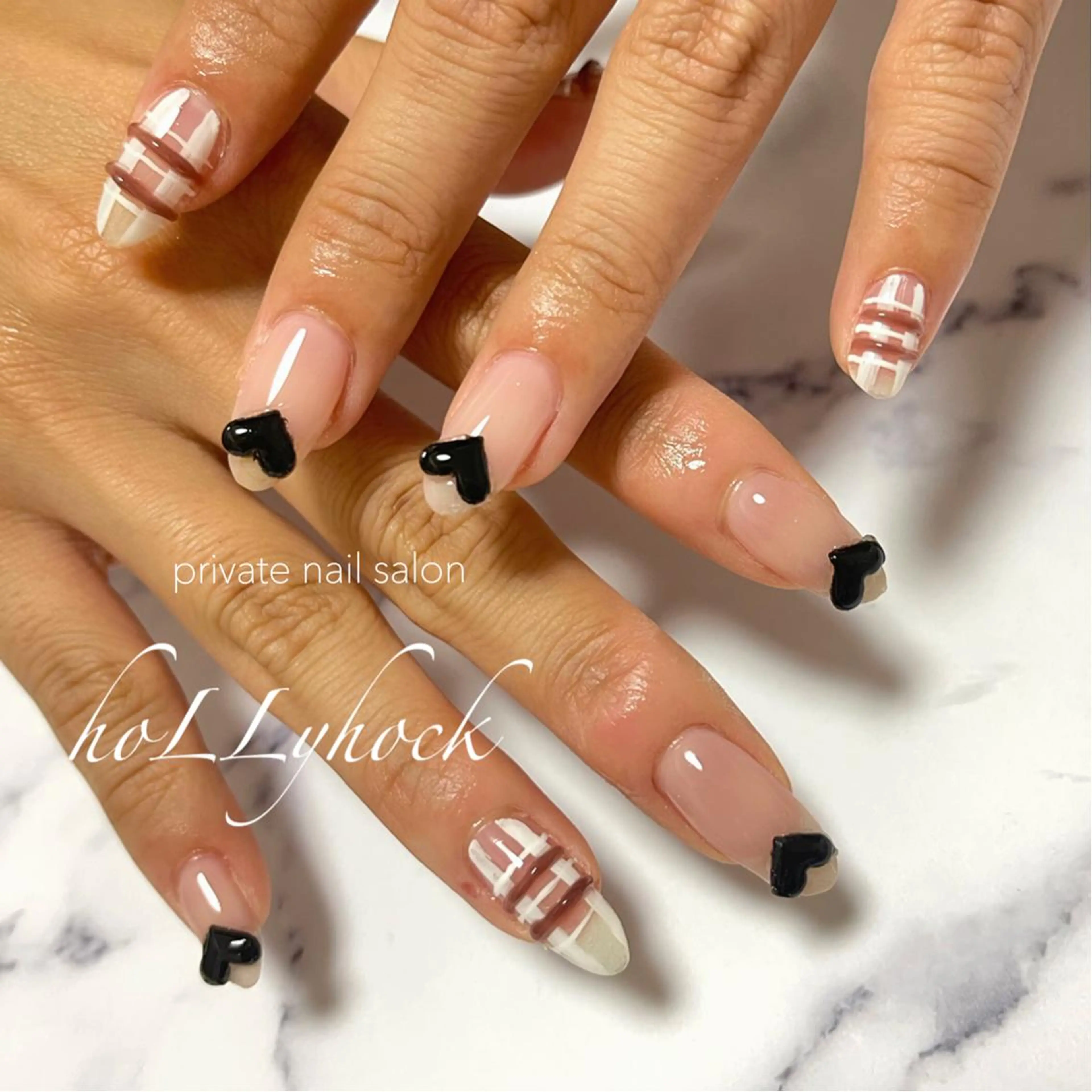 ネイル アートネイル nail salon hoLLyhockのネイルデザイン