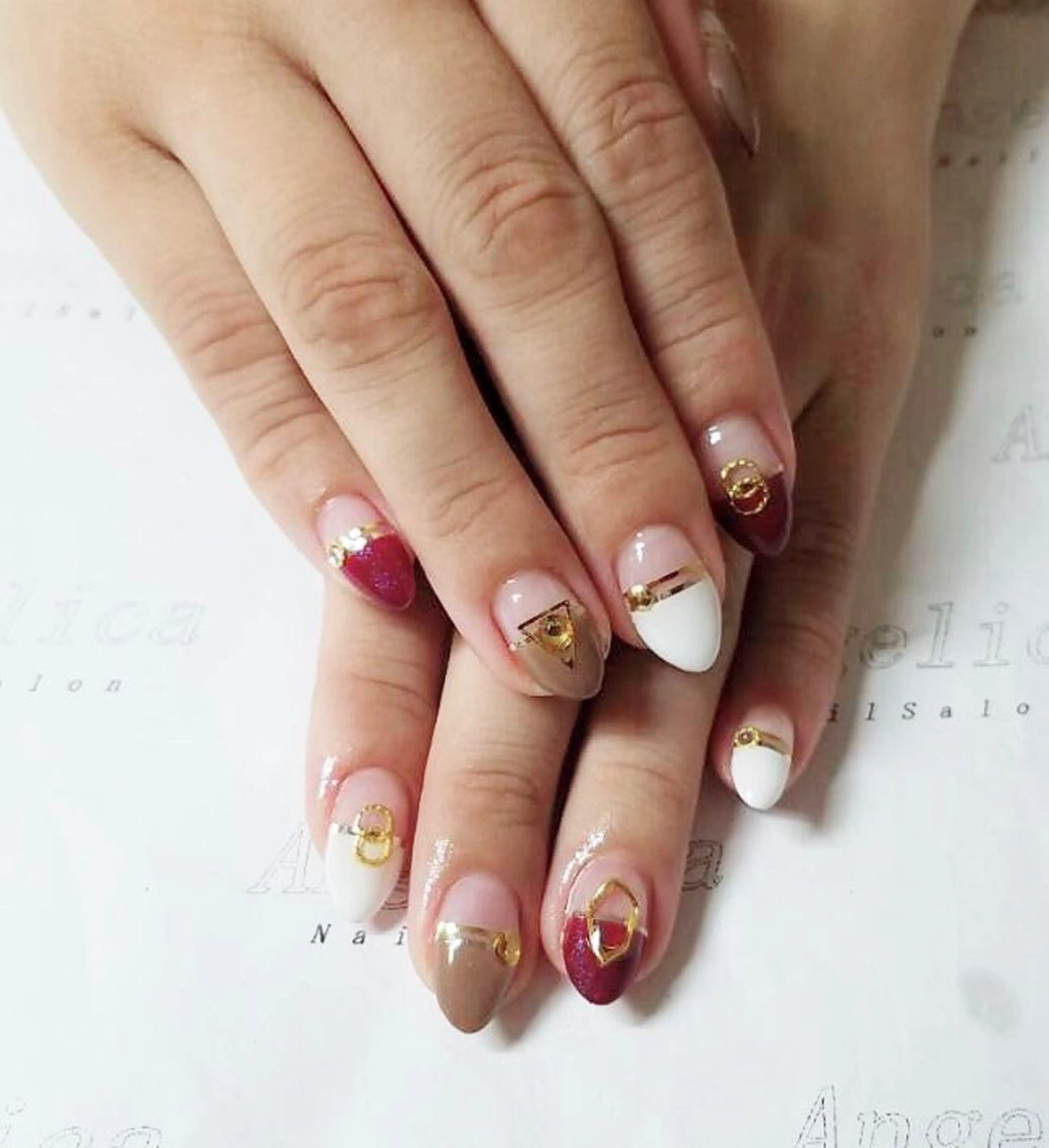 ネイル ハンドネイル Angelica ネイリストのネイルデザイン