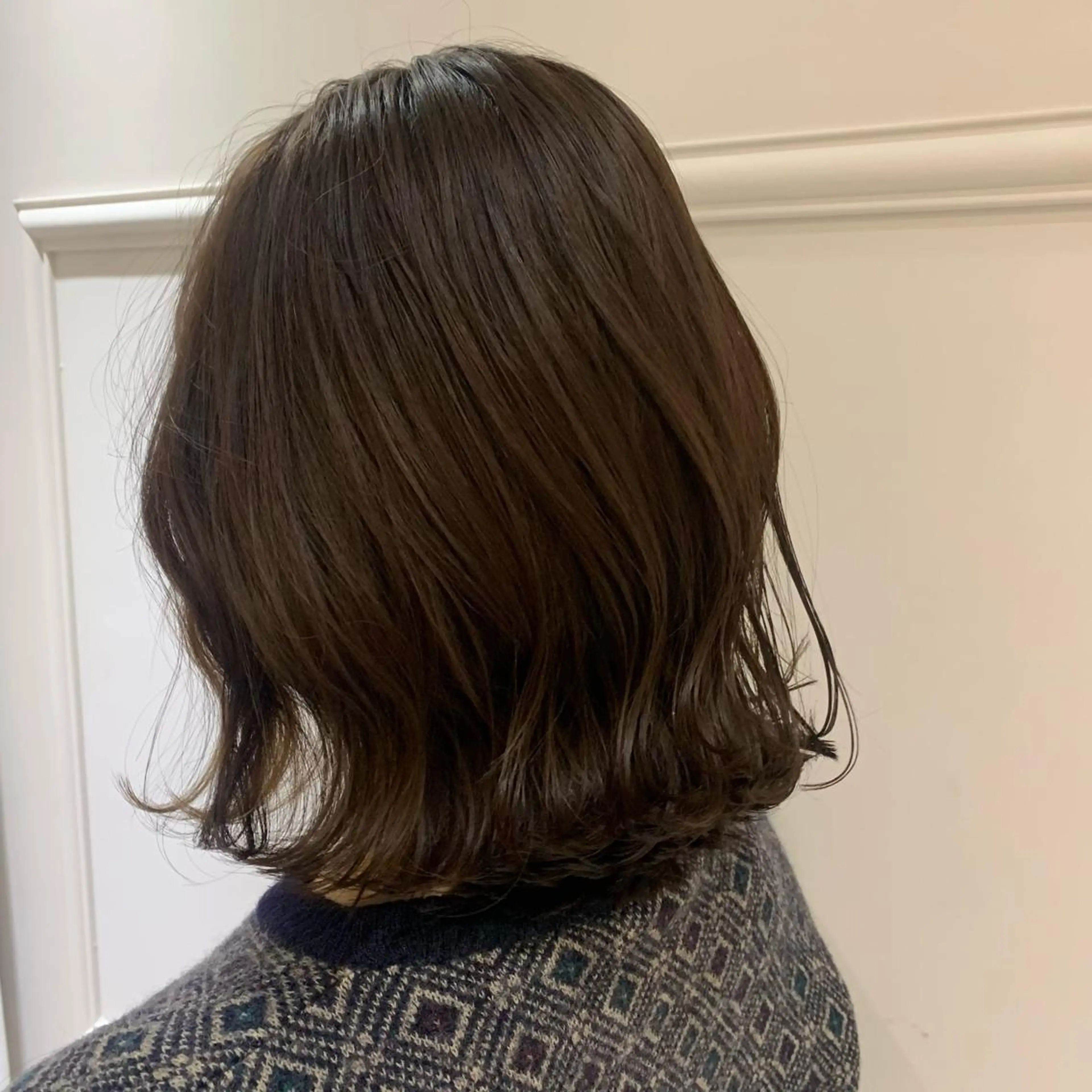 ショート ボブ ショートヘア 外ハネヘア AHNKISM所属・トレンドレイヤー/ 透明感カラーのヘアスタイル