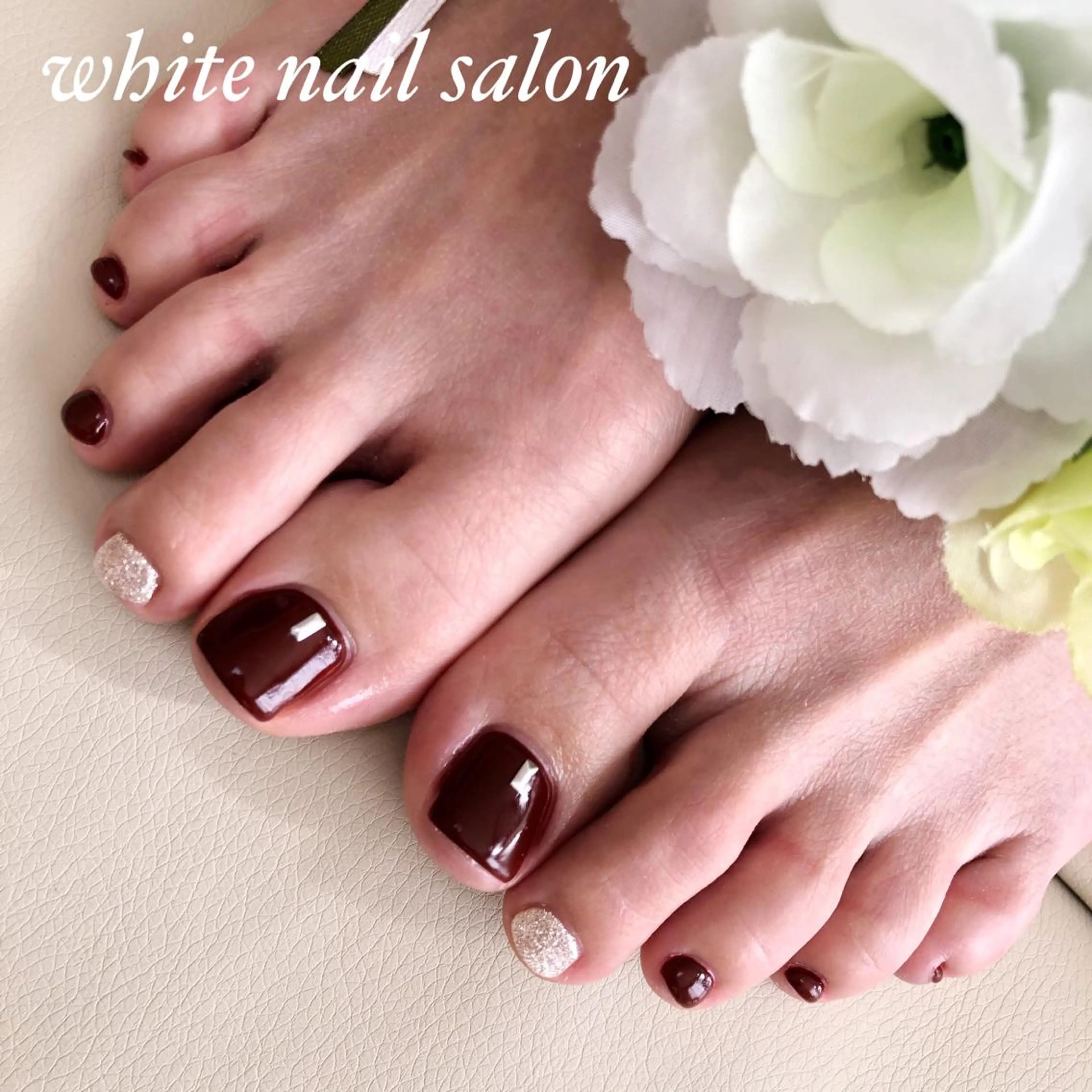 ネイル アートネイル フットネイル フレンチネイル ジェルネイル ハードジェル フットネイル white nail salonのネイルデザイン