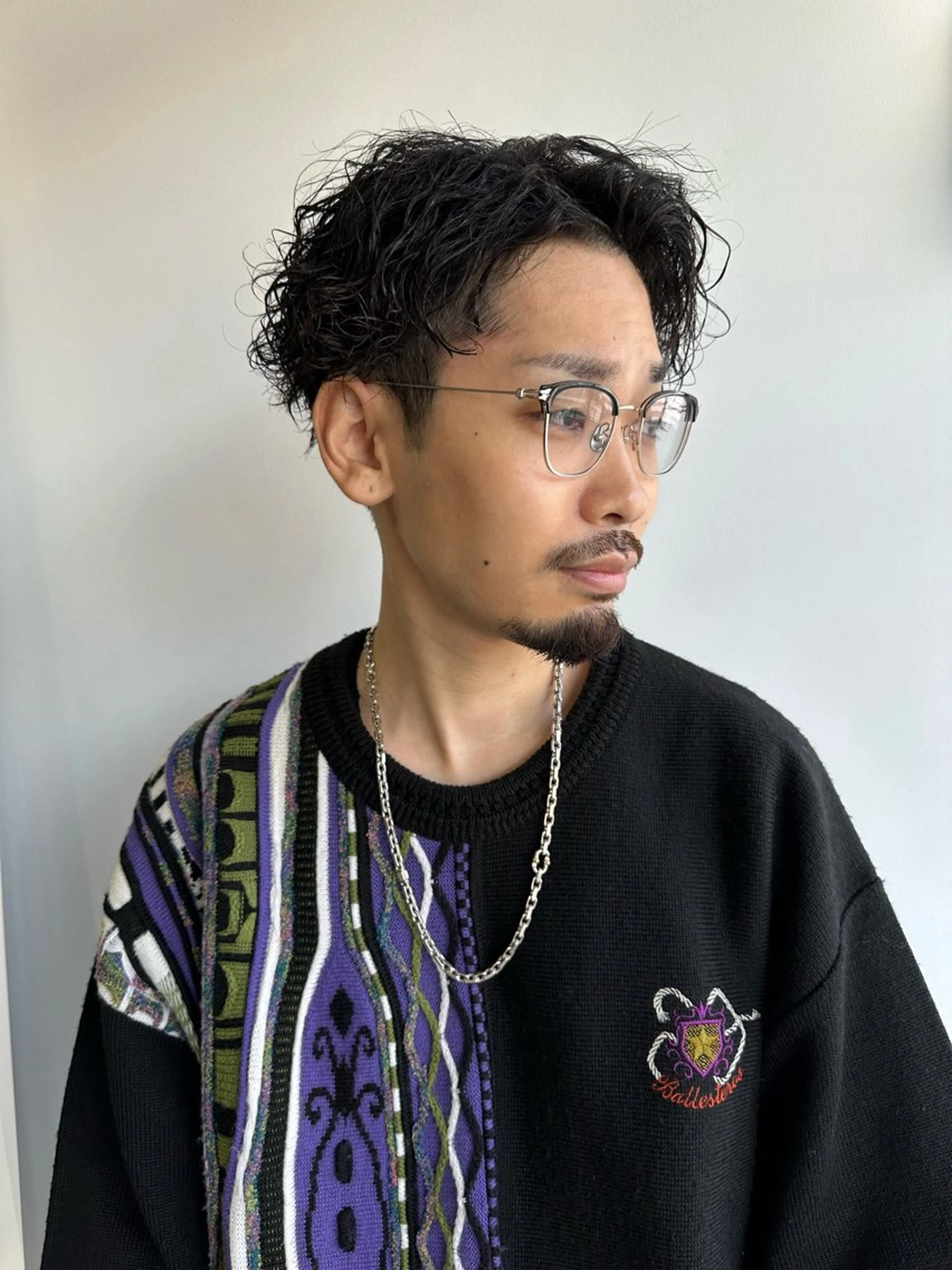 ショート パーマ メンズ メンズパーマ ツイストスパイラルパーマ スパイラルパーマ 篠崎 佑季のヘアスタイル