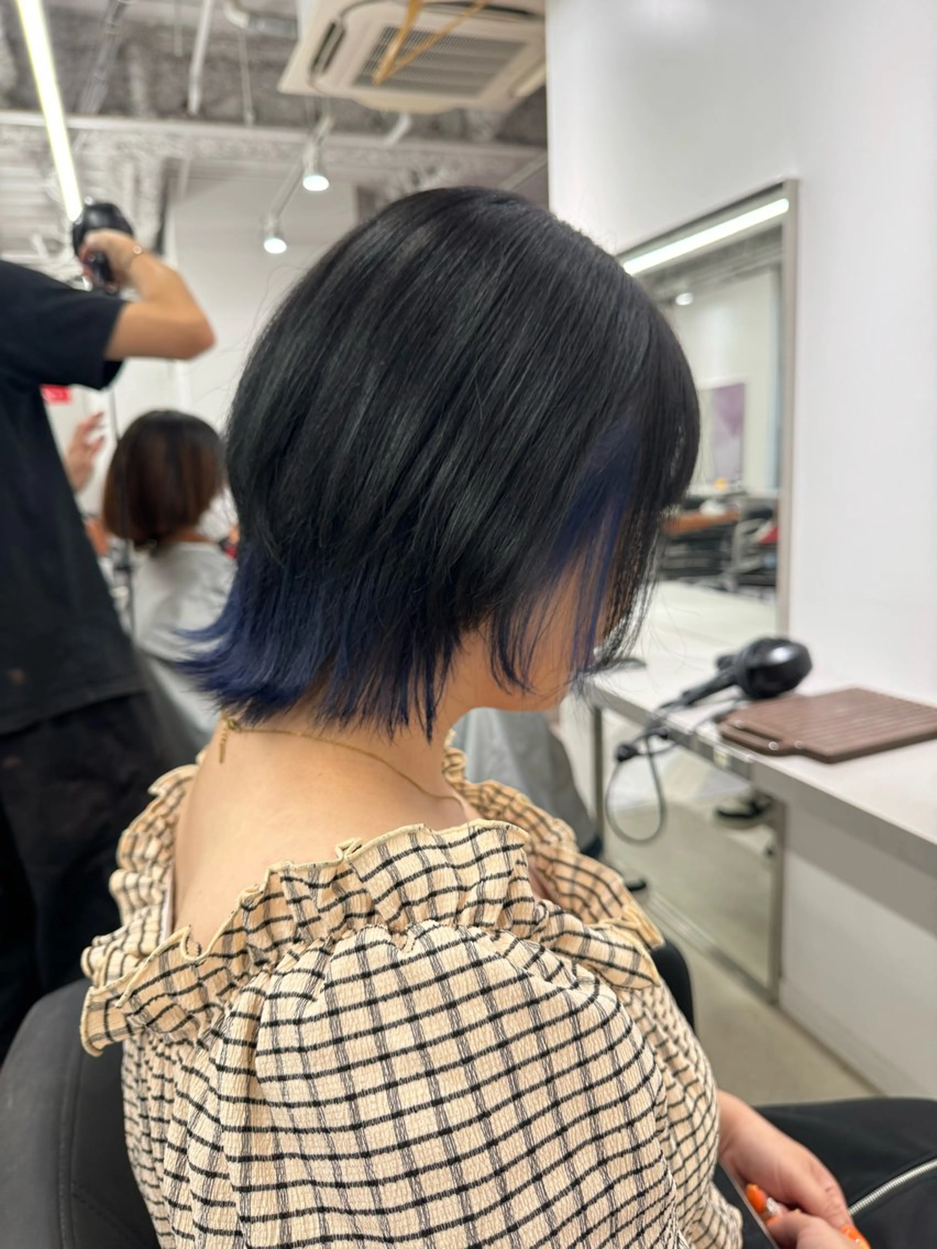 ショート カラー カット ヘアカラー 店長　MANAMI ／ブリーチ／骨格ボブのヘアスタイル