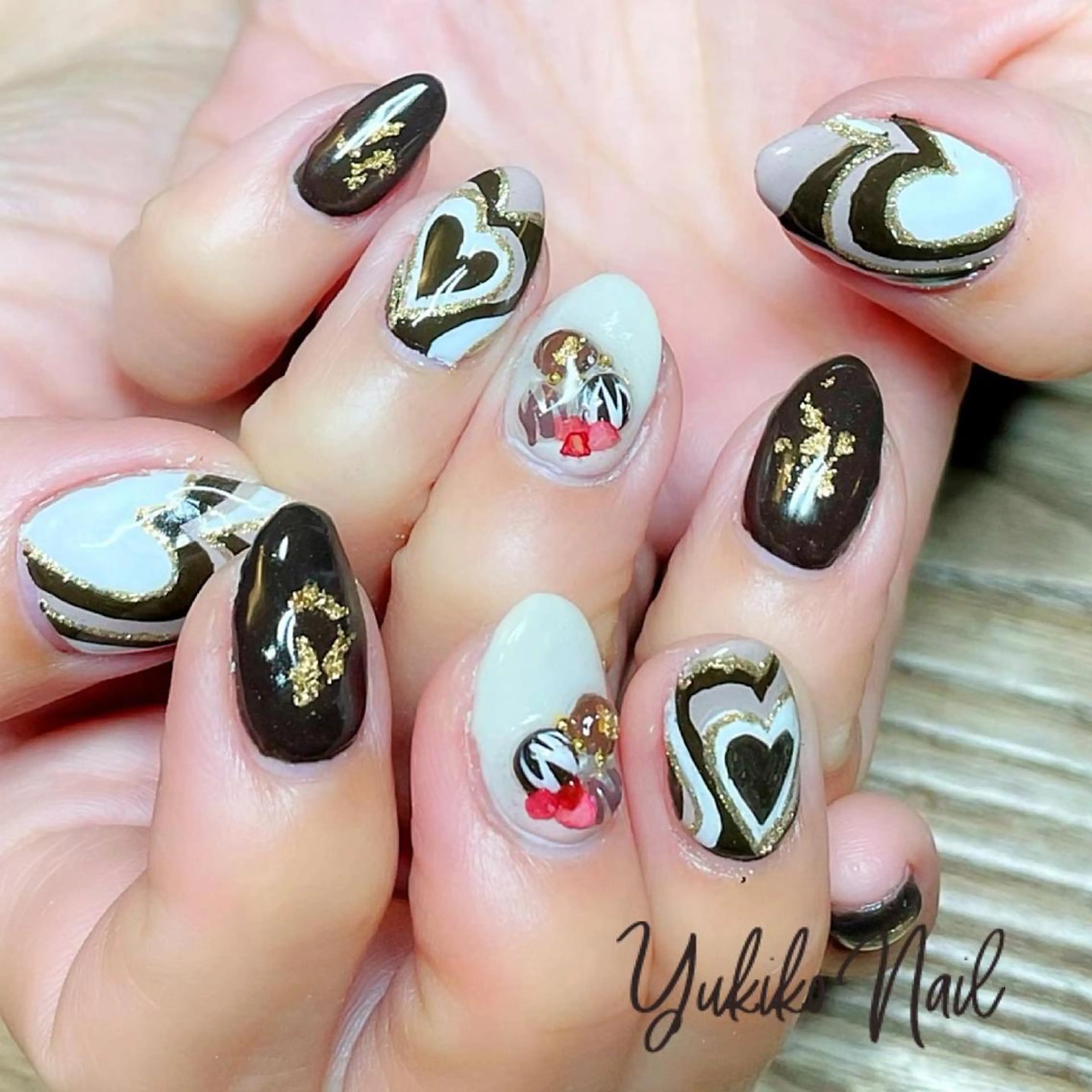 ネイル ハート 持ち込み バレンタイン ハンドネイル ユキコ ネイルのネイルデザイン