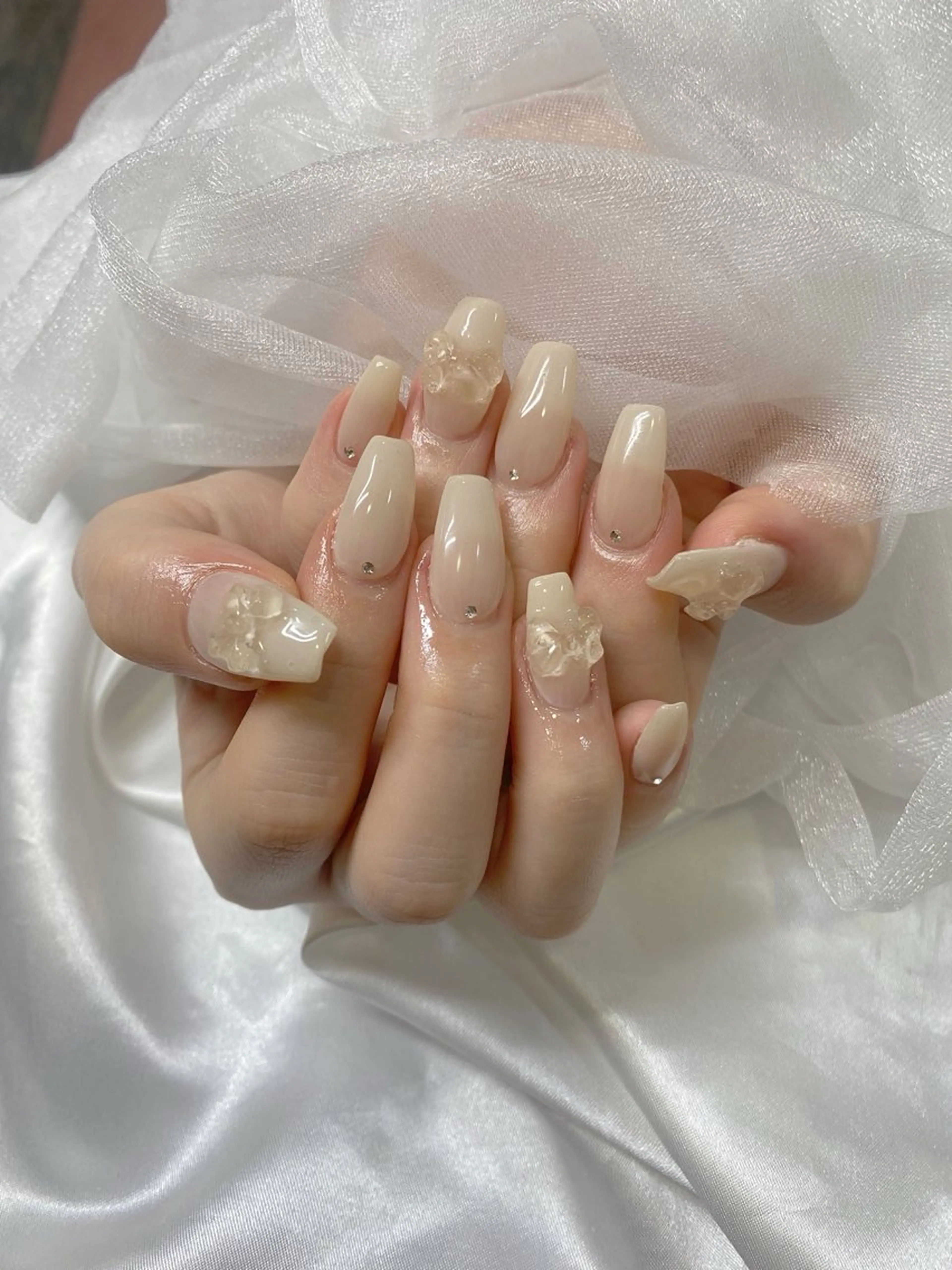 ネイル shareplus honmachi所属・Lim nail🤍 Ayaのネイルデザイン
