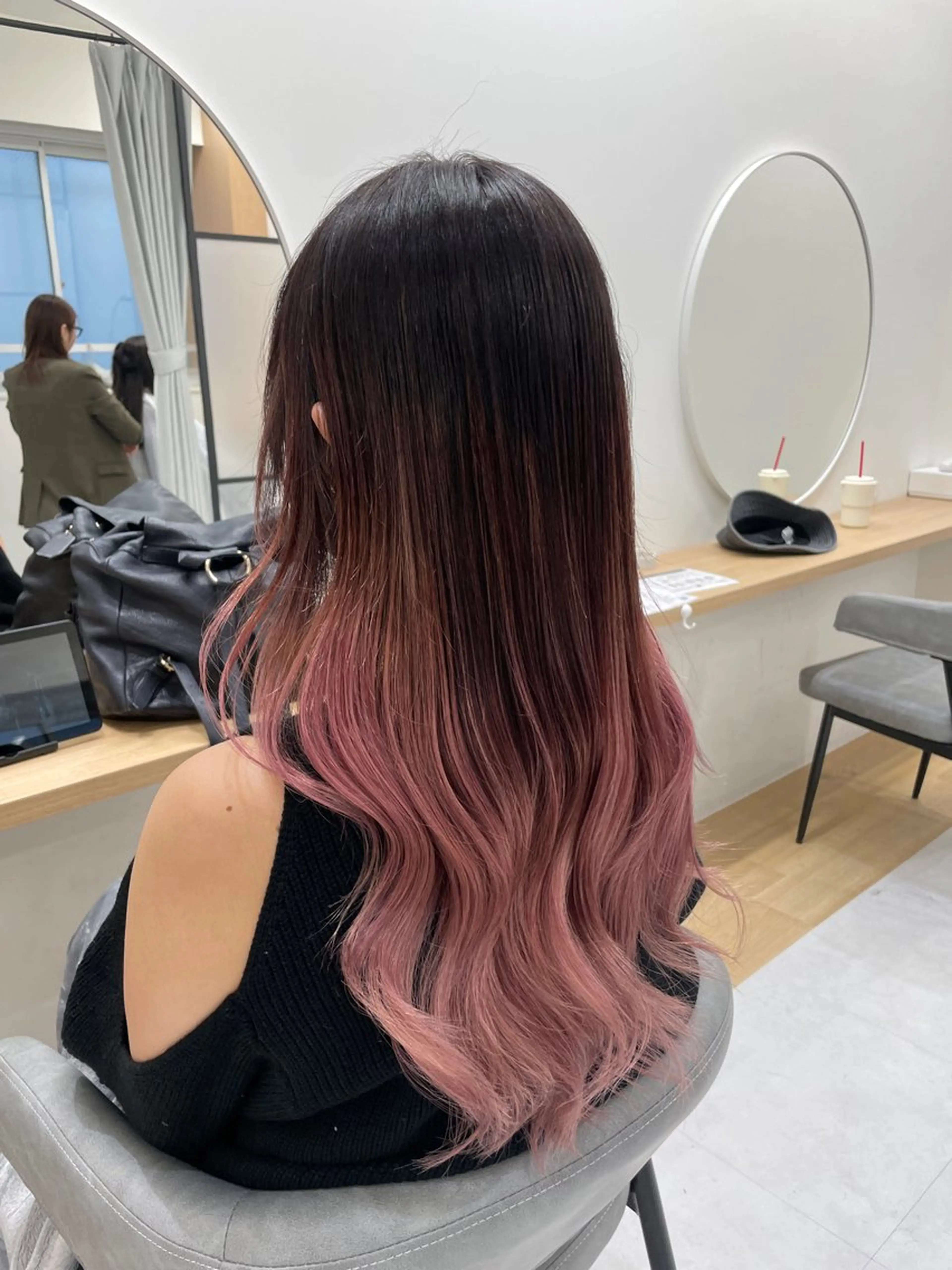 ロング ハイライト レイヤーカット L.O.GKINSHICHO所属・シールエクステ☀️ L.O.G村岡健一のヘアスタイル