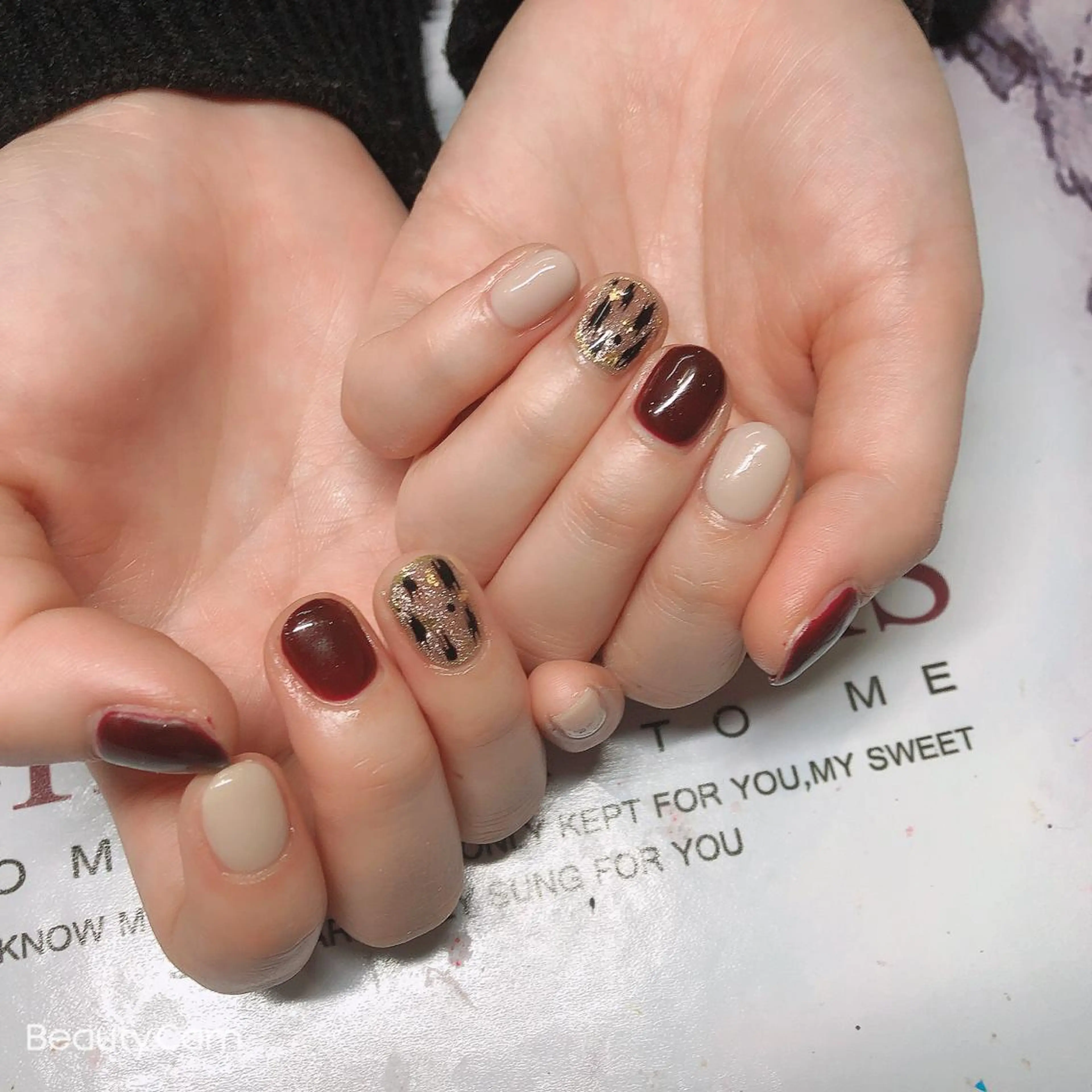 ネイル Guarendo錦糸町店所属・ガレンドウ 白澤 愛子のネイルデザイン