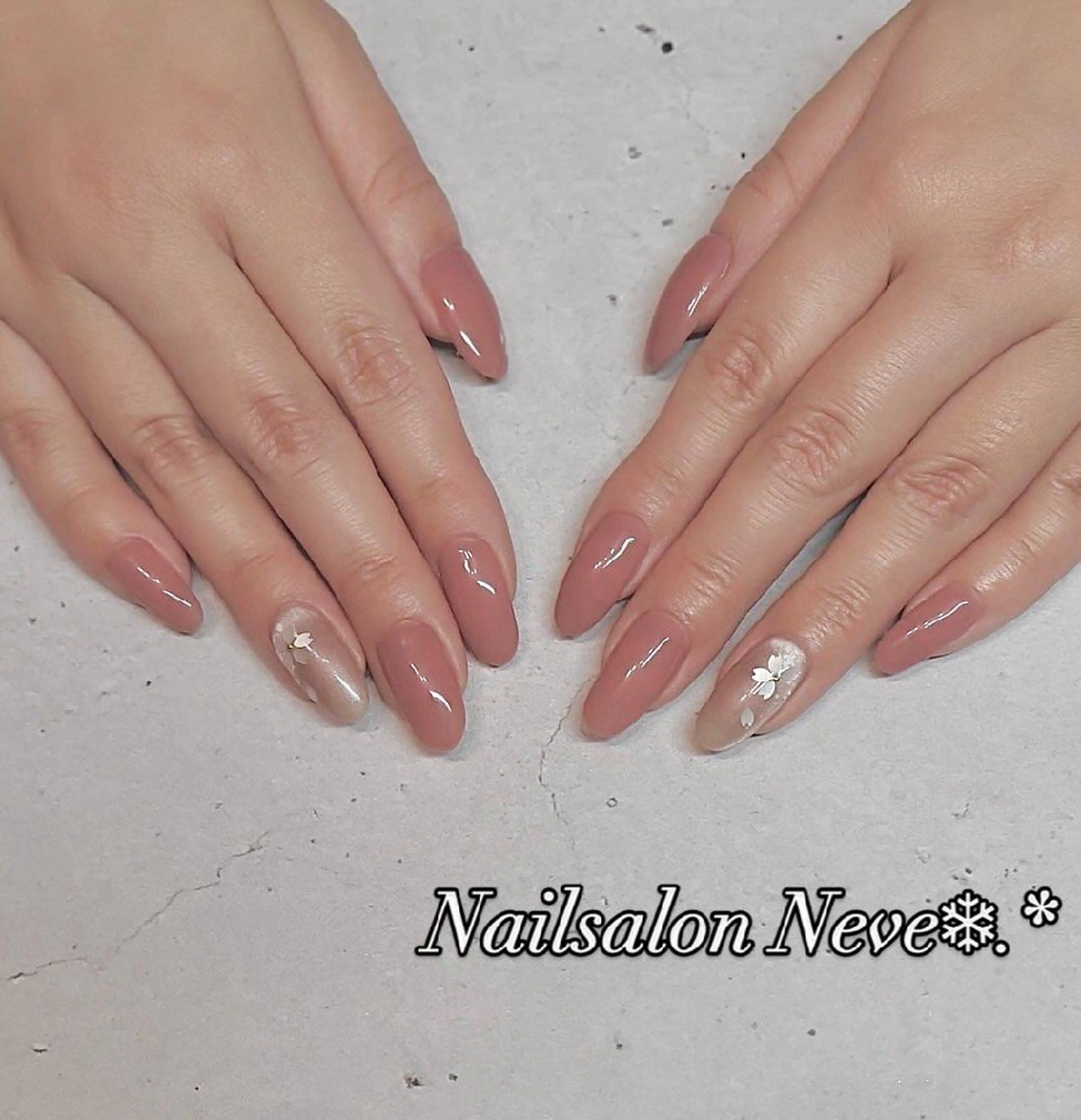 ネイル Nailsalon Neve❄︎.*のネイルデザイン
