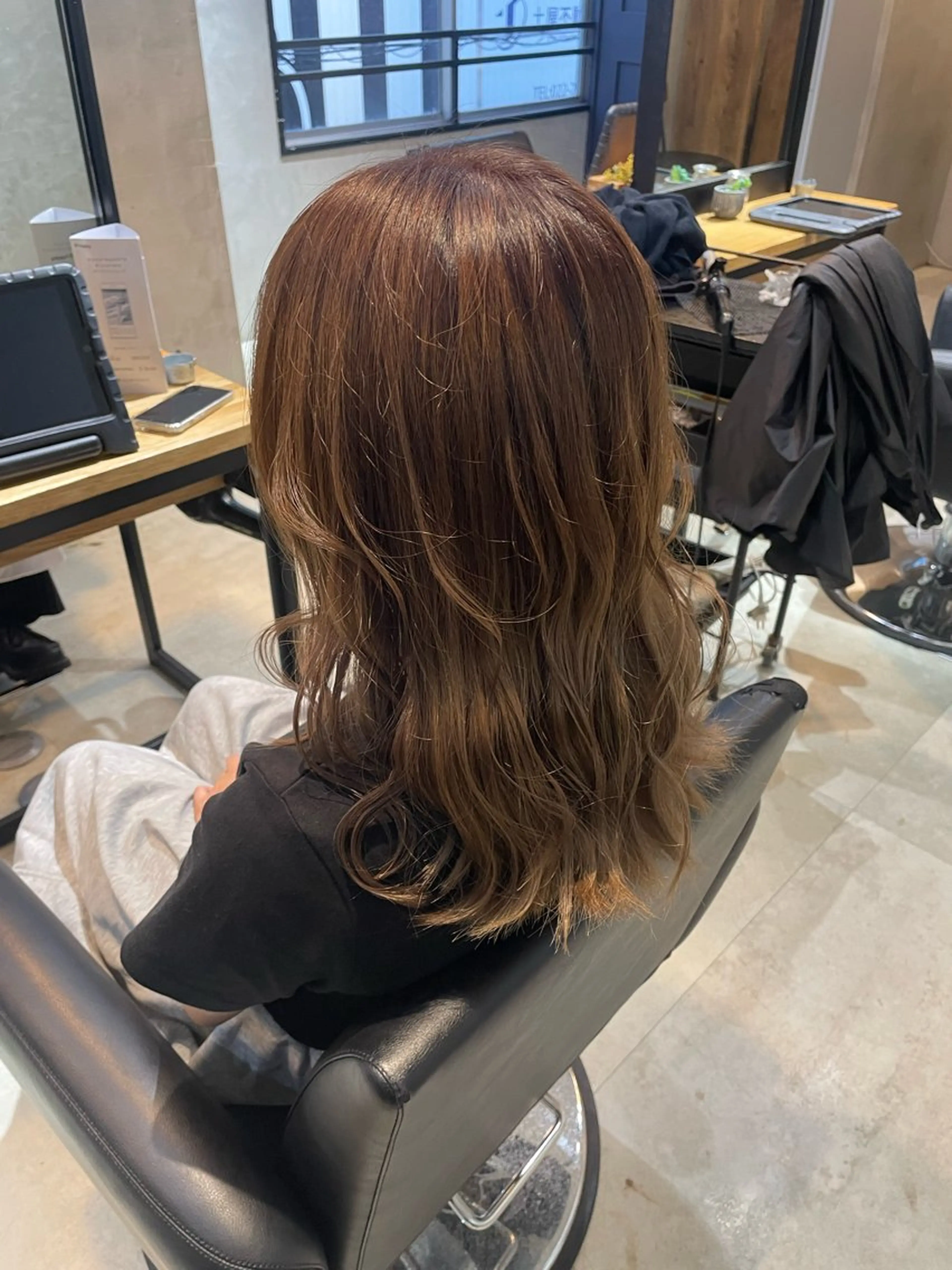 カラー グラデーションカラー HAYATA/透明感 /派手髪/ケアブリのヘアスタイル