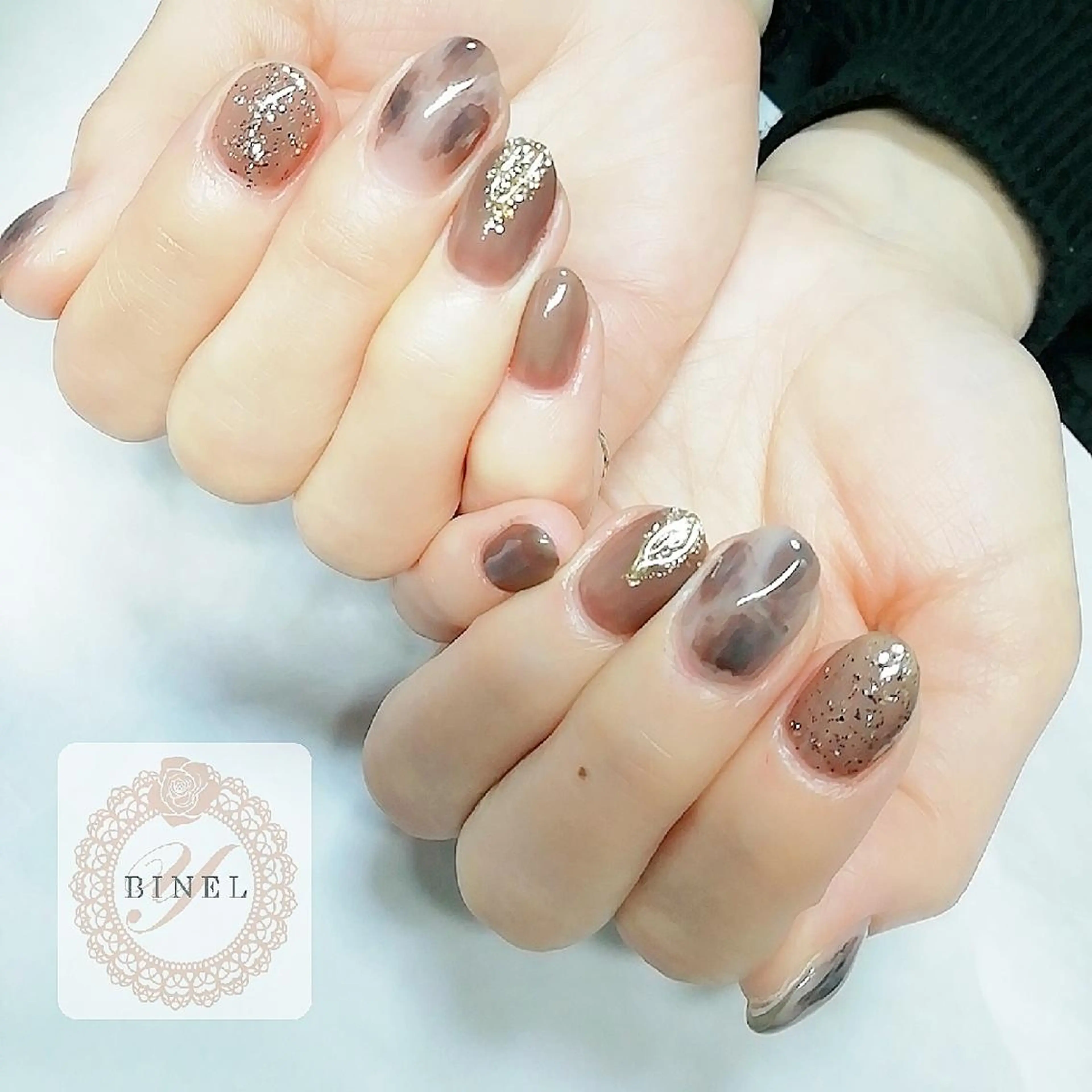 ネイル 持ち込み ハンドネイル Nail Salon Y.BINELのネイルデザイン