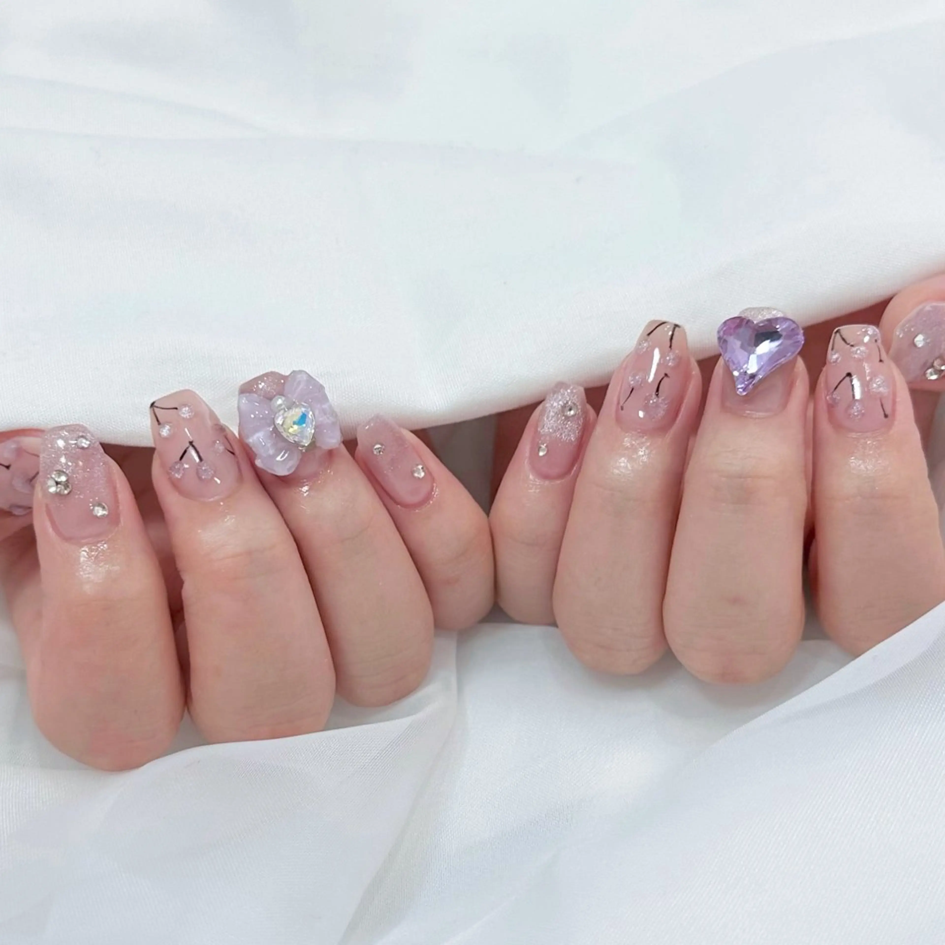 ネイル NAVI SALON所属・NAVI SALONのネイルデザイン