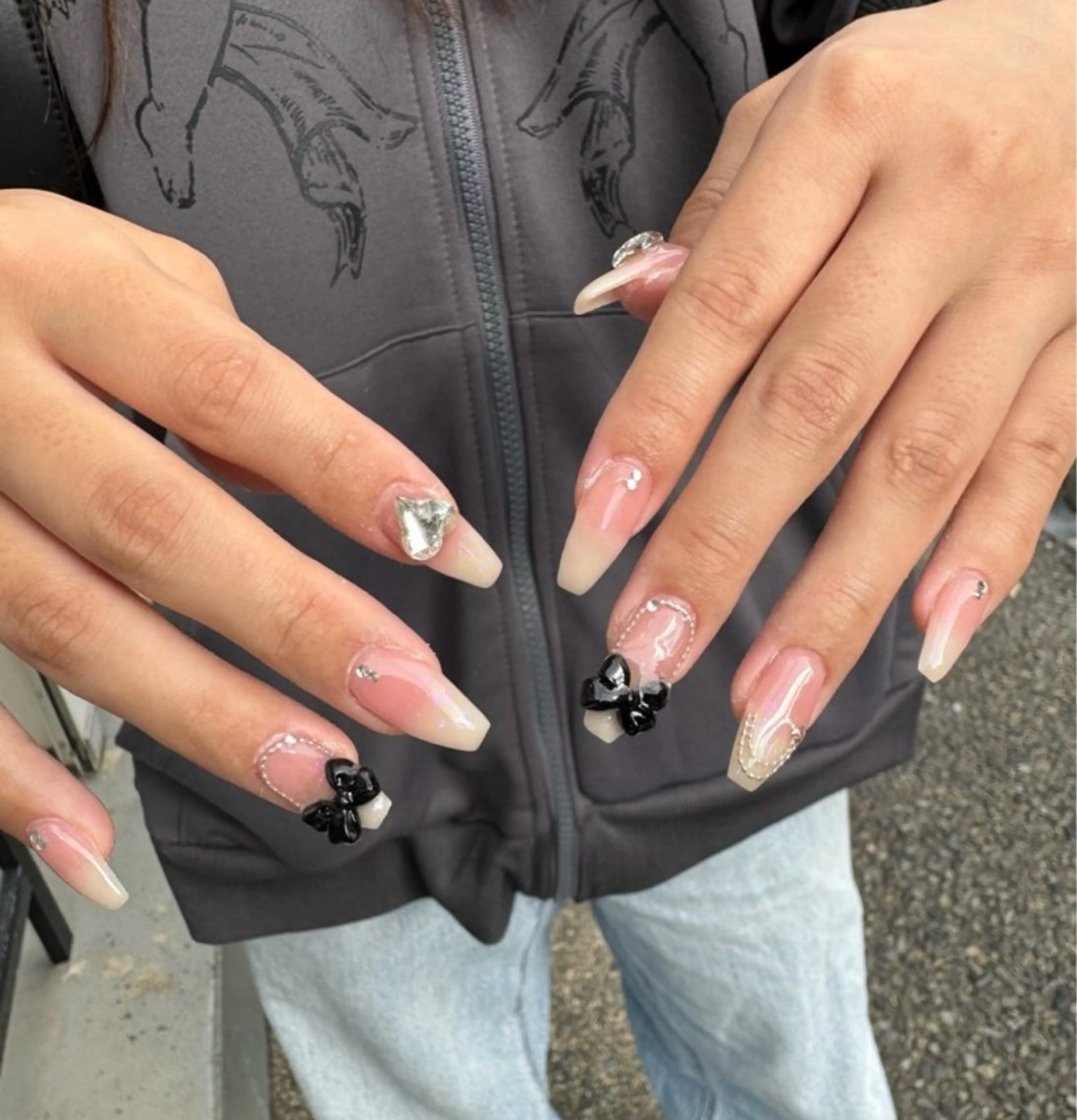 ネイル LAVISH nanamiのネイルデザイン