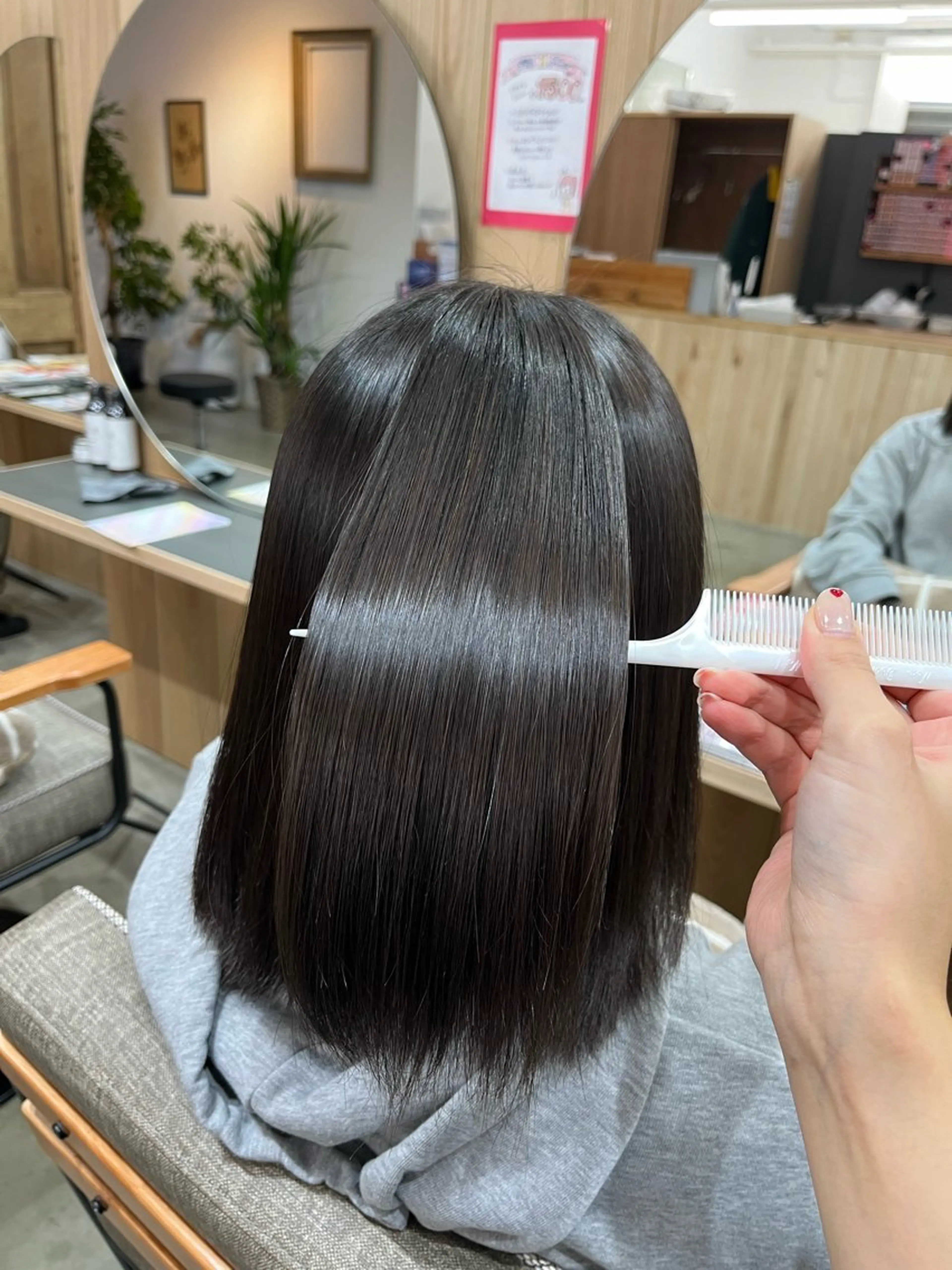 ショート 髪質改善 縮毛矯正 縮毛矯正 髪質改善/艶髪/透明 感カラー🫧ｼｽﾞｸのヘアスタイル